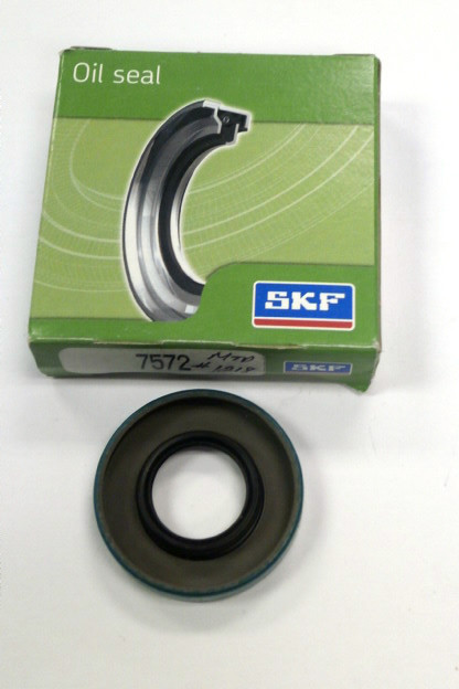 SKF 7572 New Oil Seal Joint Radial (Original Box)
