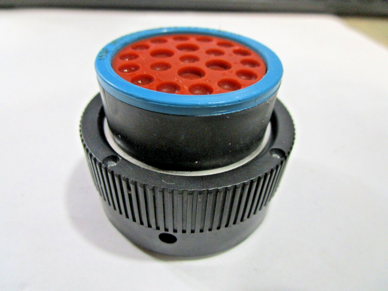 DEUTSCH/ TE CONNECTIVITY HDP26-24-21SE PLUG