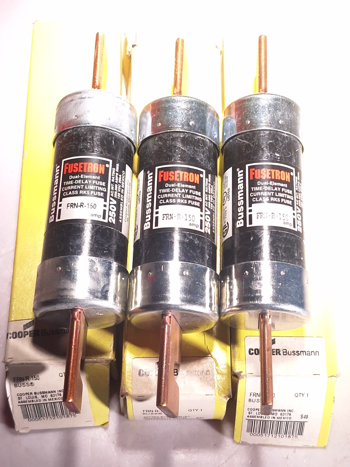 COOPER BUSSMANN FRN-R-150 DUAL ELEMENT TIME DELAY FUSE RK5 150A – LOT OF 3