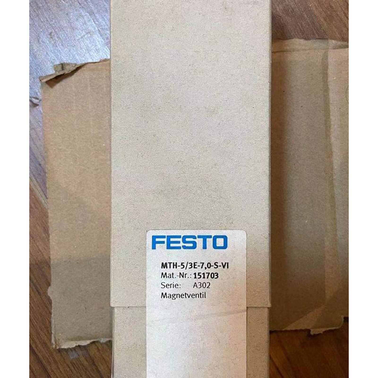 1PC FESTO MTH-5/3E-7,0-S-VI 151703 valve MTH53E70SVI New Expedited Shipping