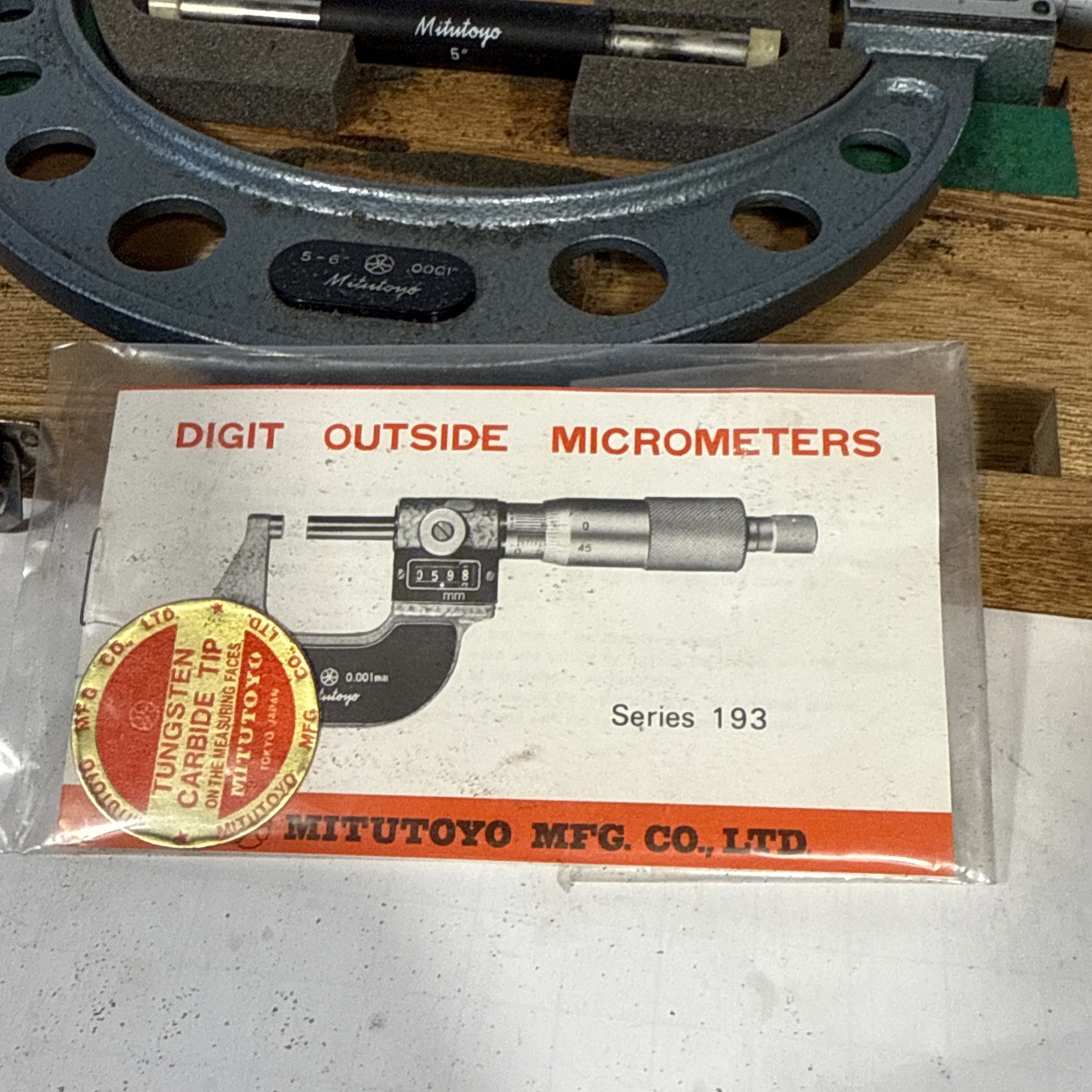 MITUTOYO 193 OUTSIDE MICROMETER. 5″-6″ With Wooden Case And Manual