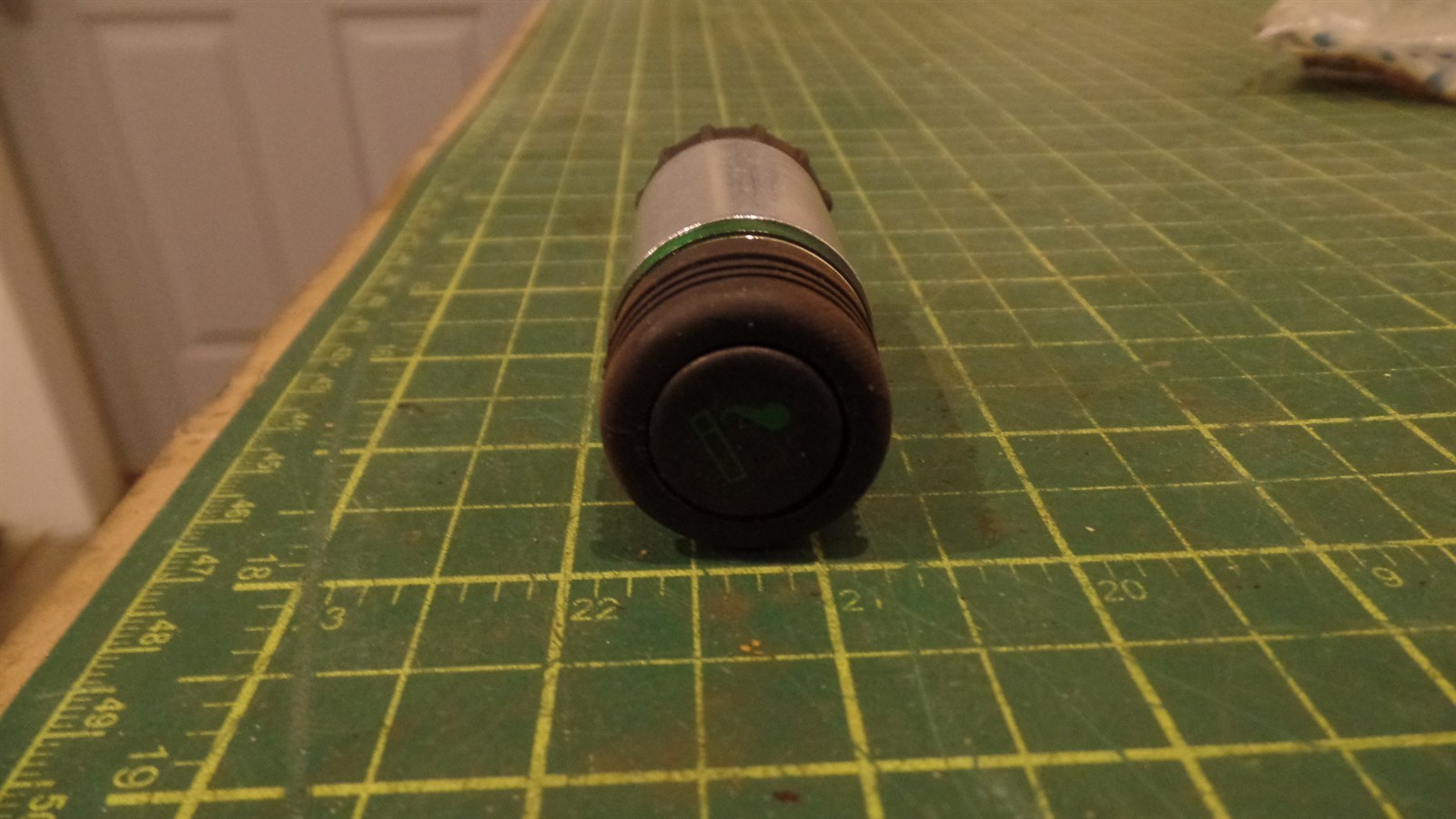 GENUINE DAEWOO DOOSAN 2545-9014 CIGAR LIGHTER ASSEMBLY, 25459014, NIB, N.O.S