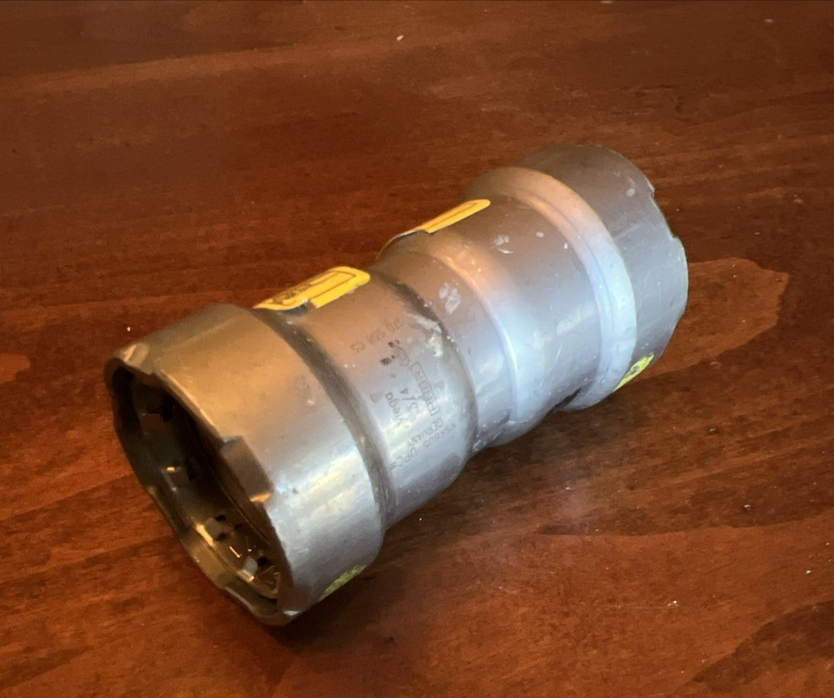 Viega 22009 MegaPressG Coupling with Stop 3/4 inch Press Connection