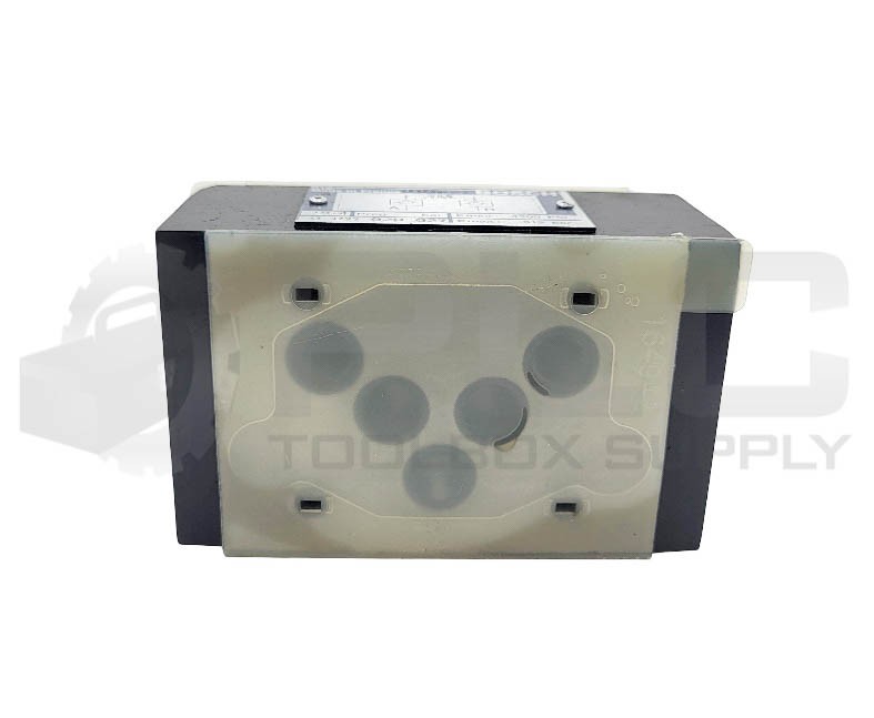 NEW BOSCH 0 811 020 027 CHECK VALVE BLOCK 315 BAR 4500 PSI