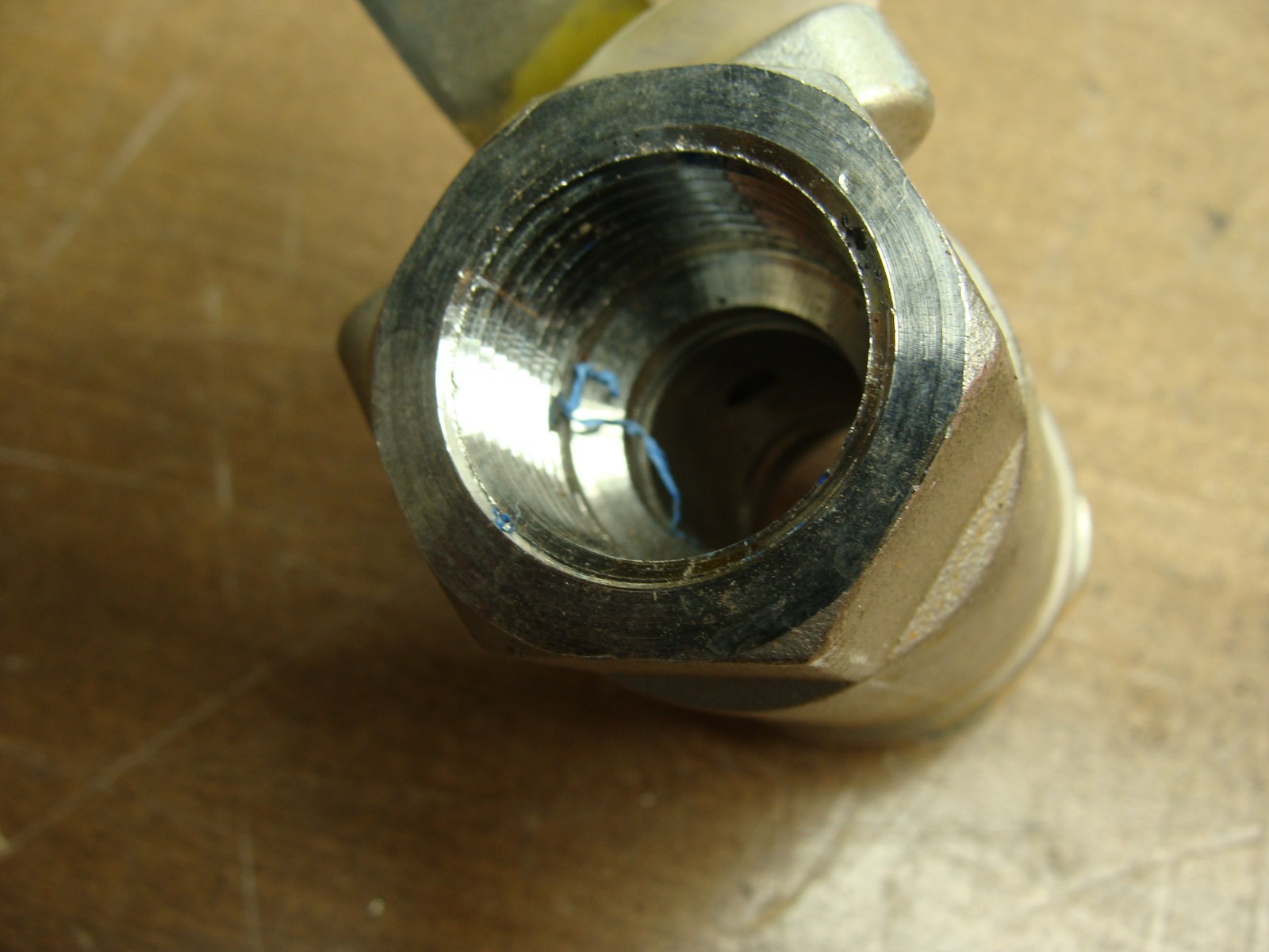 APOLLO STAINLESS STEEL BALL VALVE 76-104-01A 3/4″ FNPT 2000 PSIG WOG CF8M