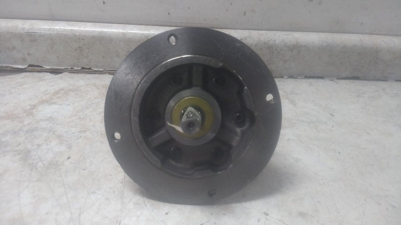 Gast 4AM-NRV-70C 1.7 Output HP 3000 RPM 35 In-Lb Torque 72 Max CFM Air Motor