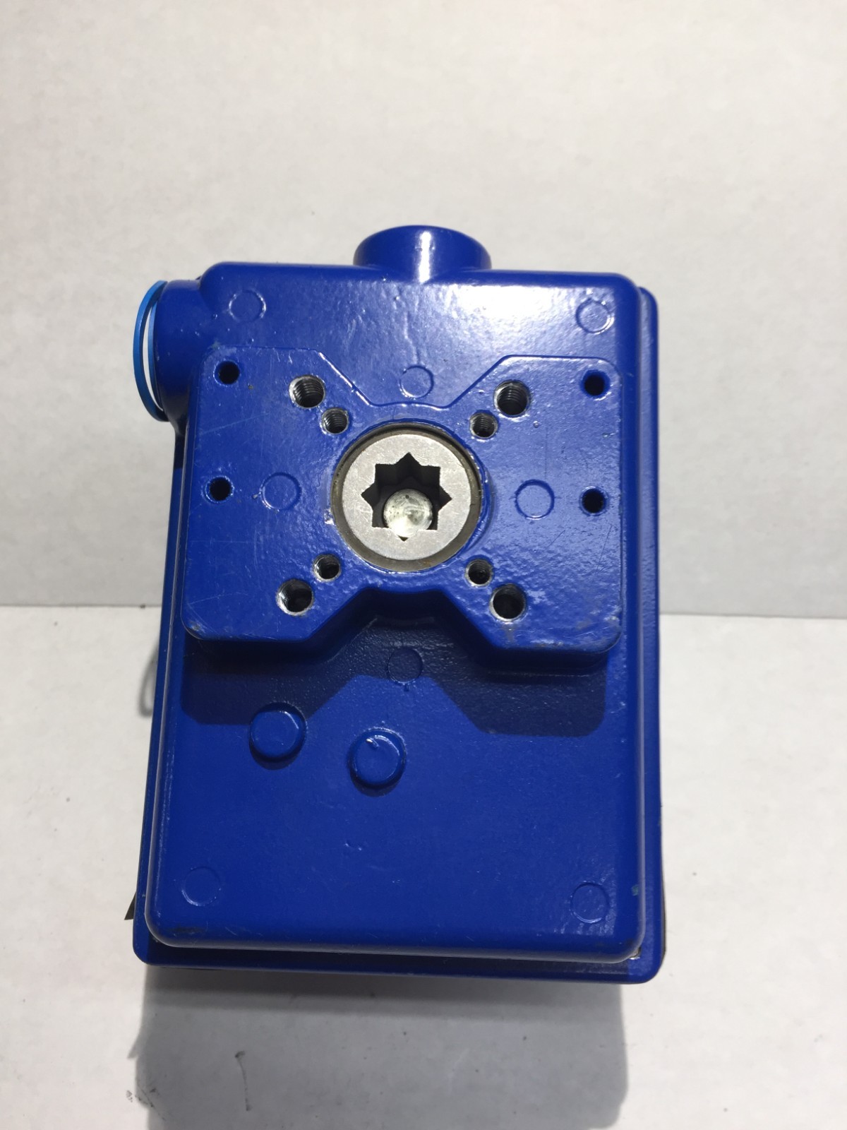 INDELAC CONTROL MODEL-AV1C4XE27205BVSSTFM303 NEMA 4X TORQUE 100 LB-IN 24VDC 2.4A