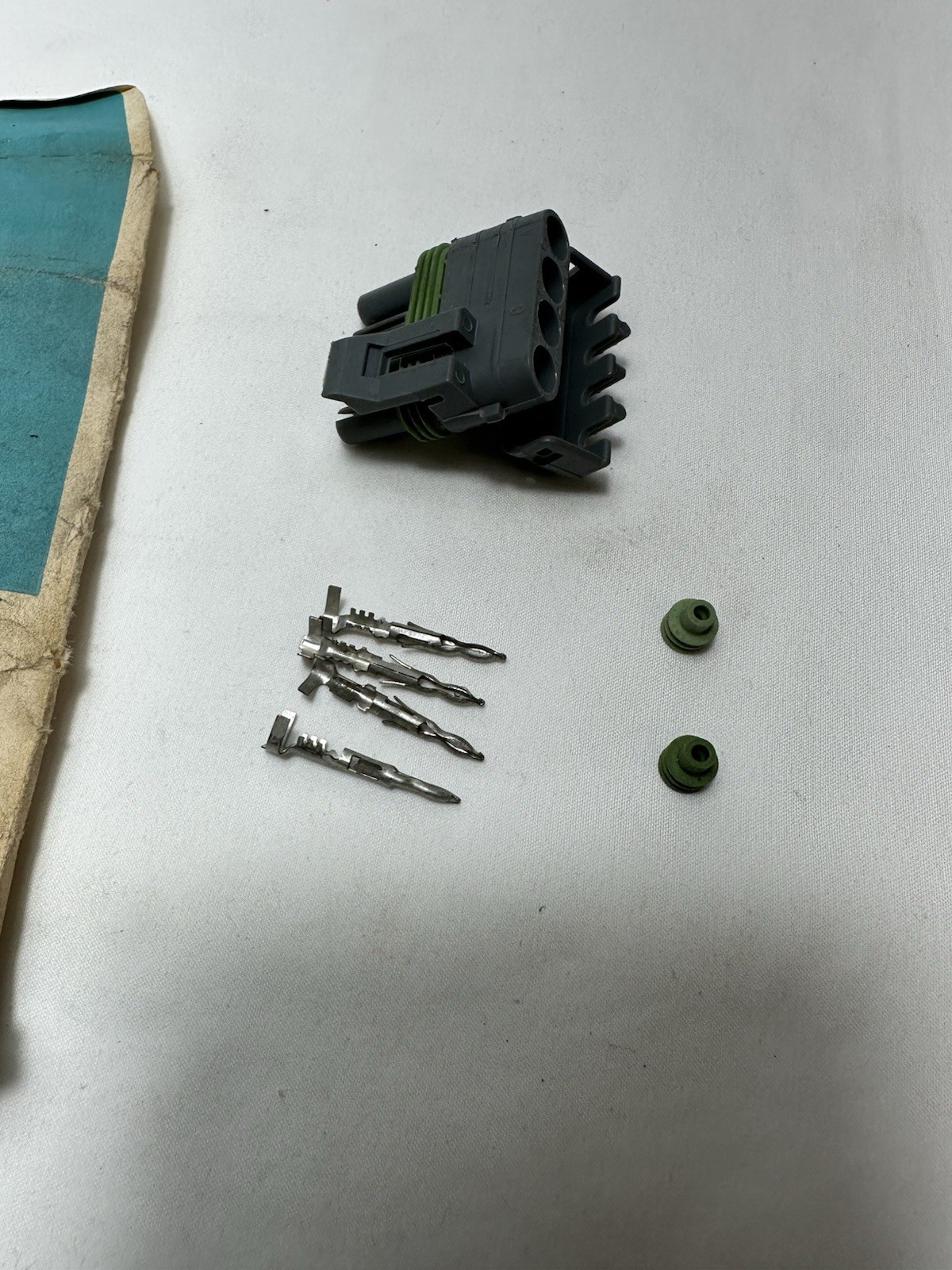 GM 12015387 Automotive Connectors CON W/P TOWER 4W ML ASY OEM