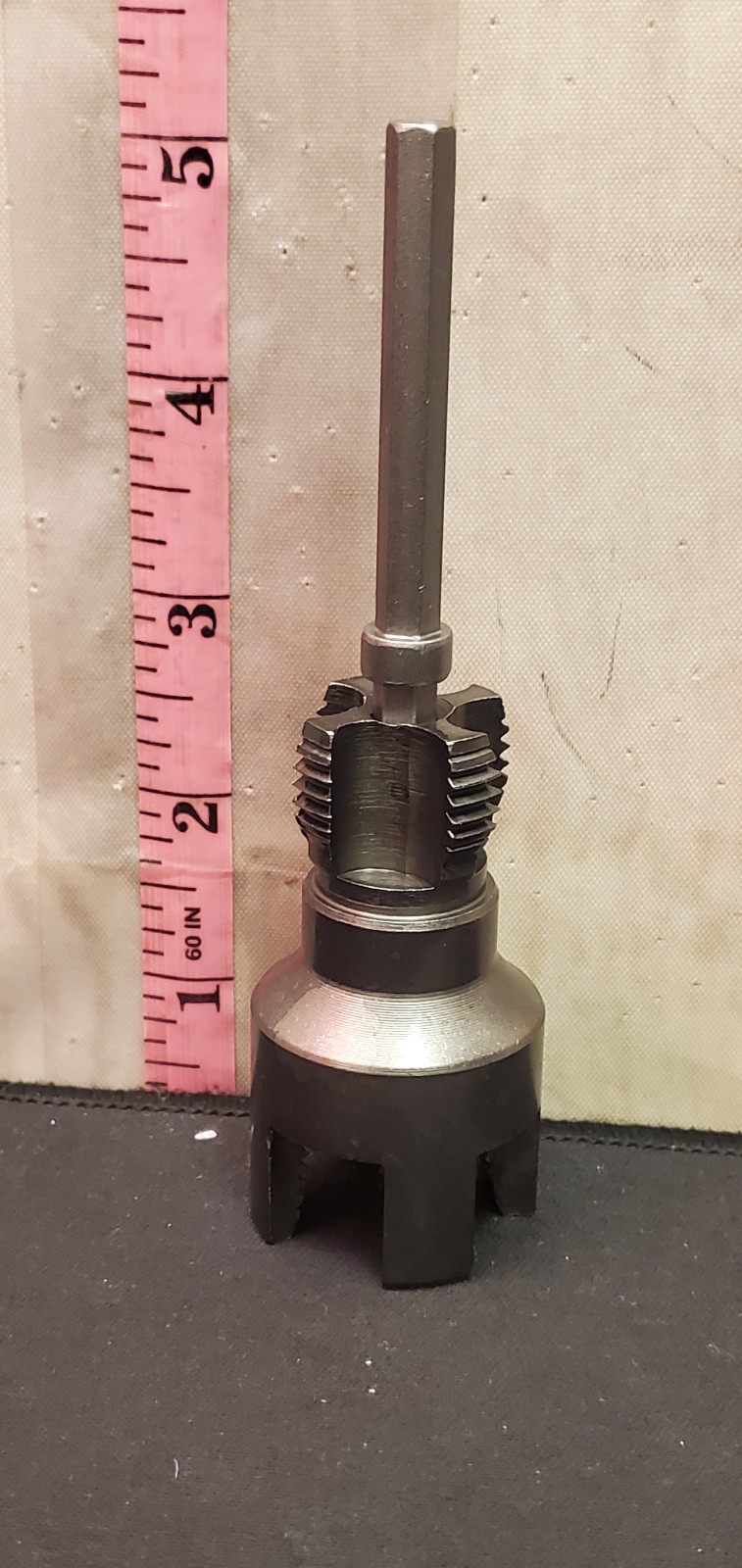 PVC PIPE THREAD THREADING MAKER 1/2 and 3/4 Inch
