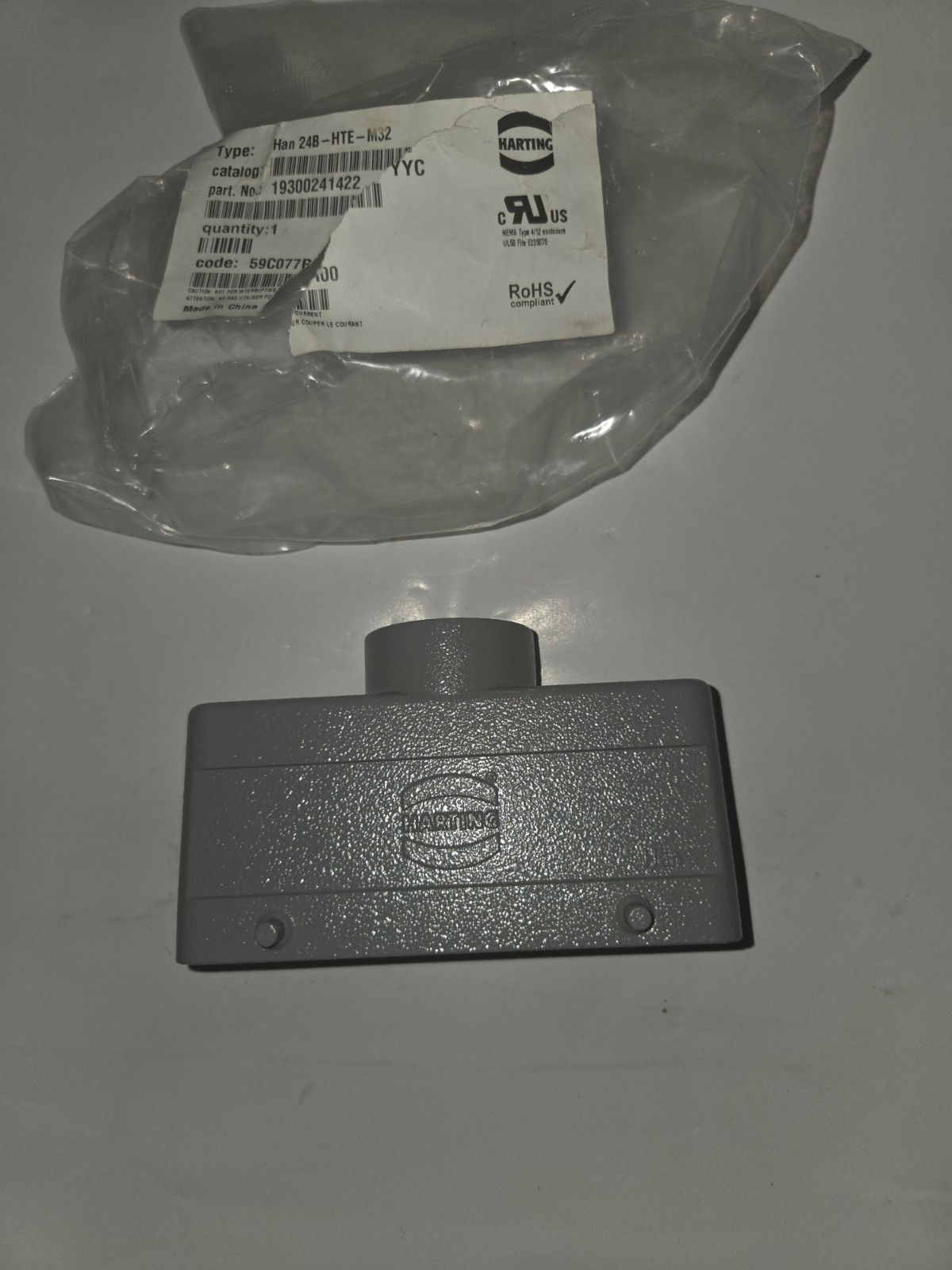 NEW GENUINE HARTING HAN 24B-HTE-M32 HOOD HOUSING 19300241422