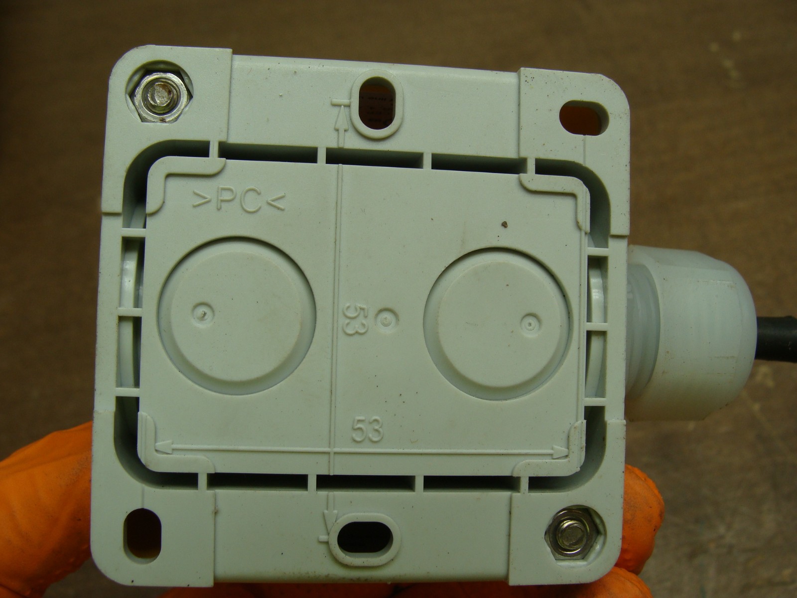 ABB EMERGENCY STOP BUTTON SWITCH CE4T-10R-02 W/ENCLOSURE CAT. NO. CEP