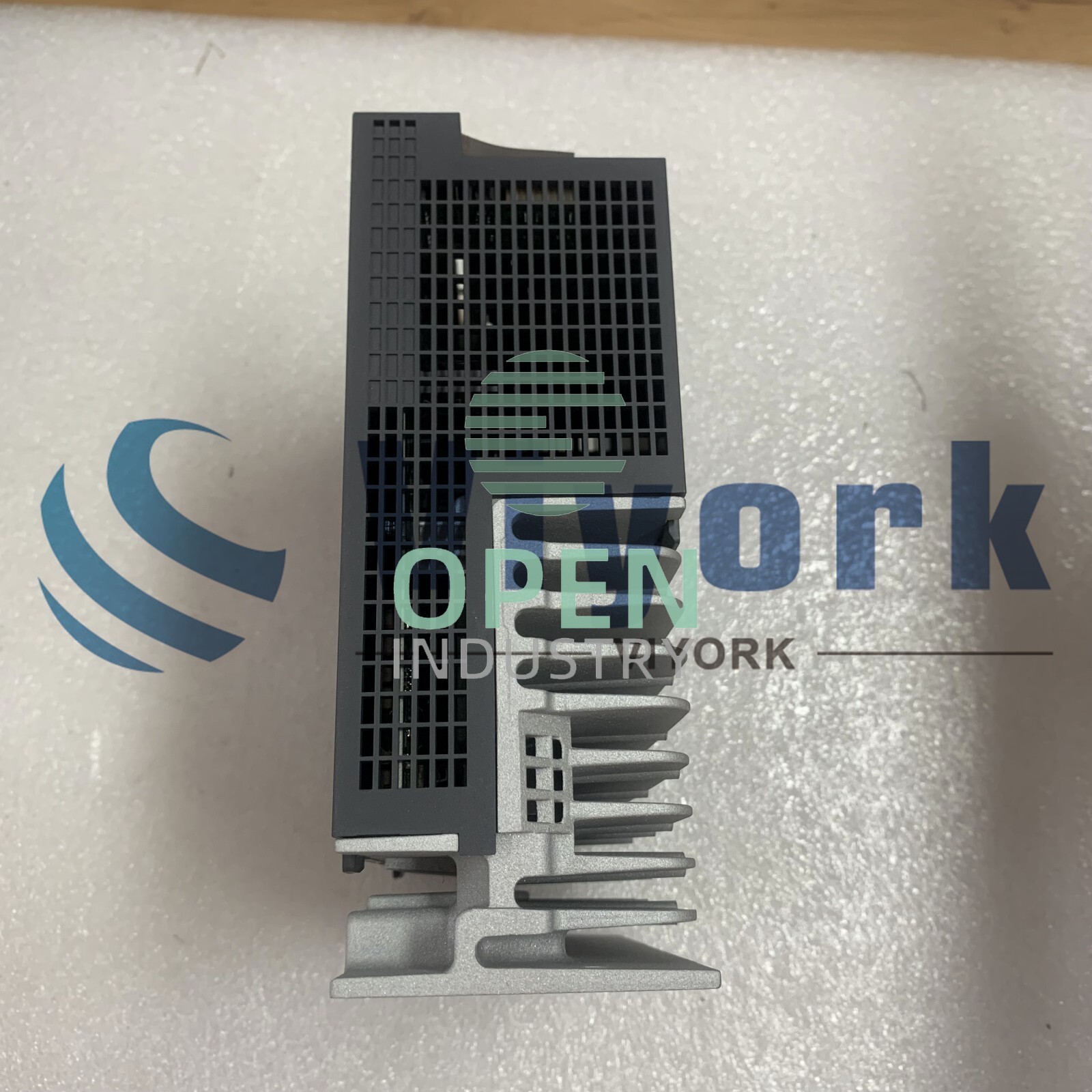 1PCS New in box Mitsubishi MR-JE-70B SERVO AMPLIFIER 750W 200V SSCNETIII/H