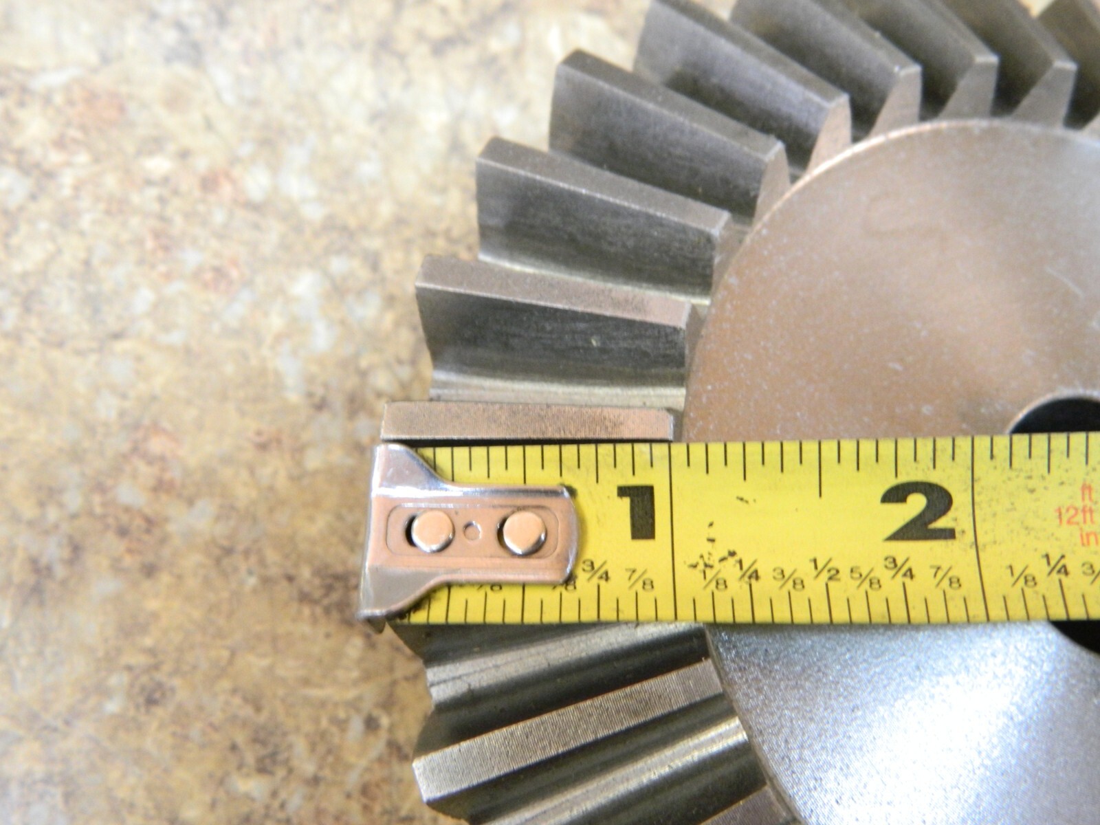 BOSTON GEAR PA-625Y-G Bevel Gear 30 Teeth 20 Deg. PA 1-1/8″ Bore