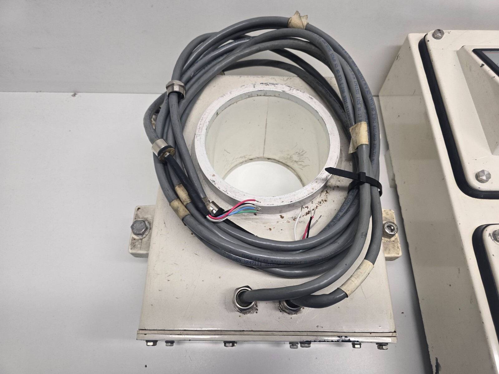GOOD USED! SAFELINE GRAVITY FALL METAL DETECTOR 30H