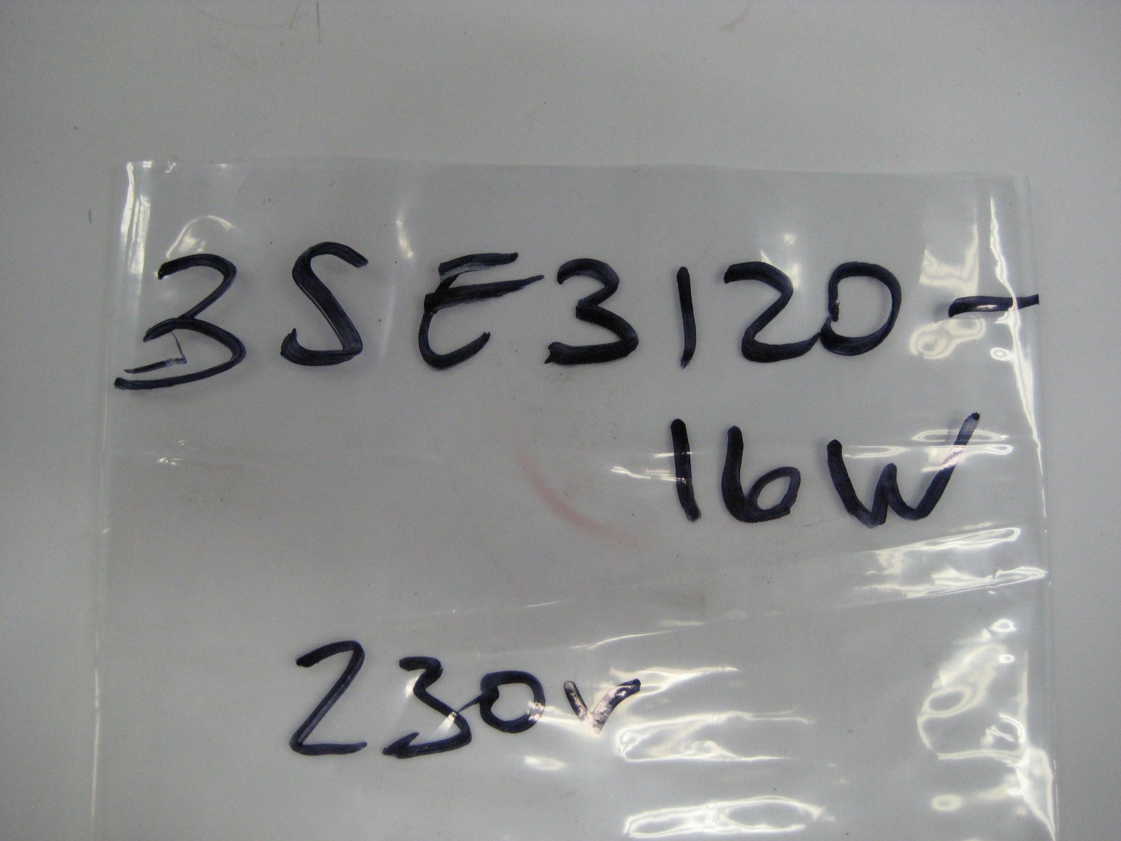 SIEMENS 3SE3120-1GW TRAVEL SWITCH (AS PICTURED) UNMP