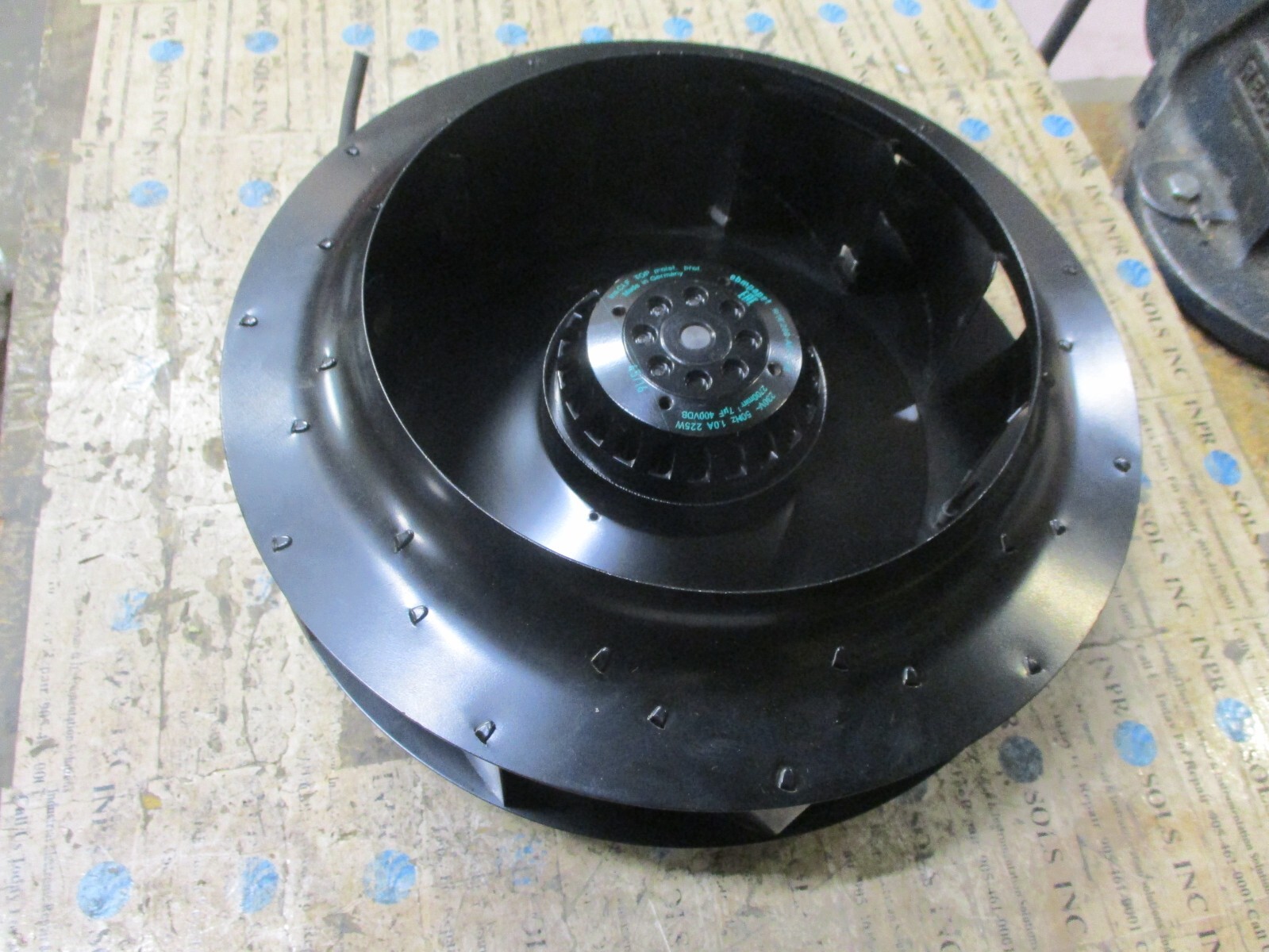 ebmpapst R2E280-AE52-05 Centrifugal Cooling Fan 230VAC 1A 225W 2700rpm *NEW*