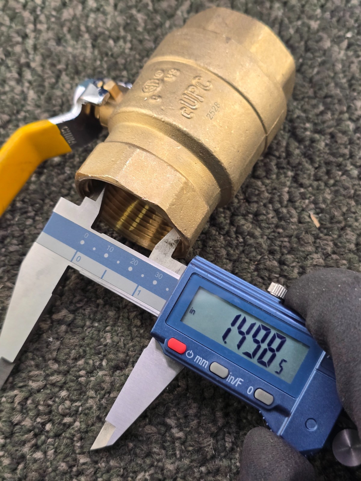 (QTY 2) BLUEFIN 1-1/4” 600WOG BRASS FULL PORT BALL VALVE