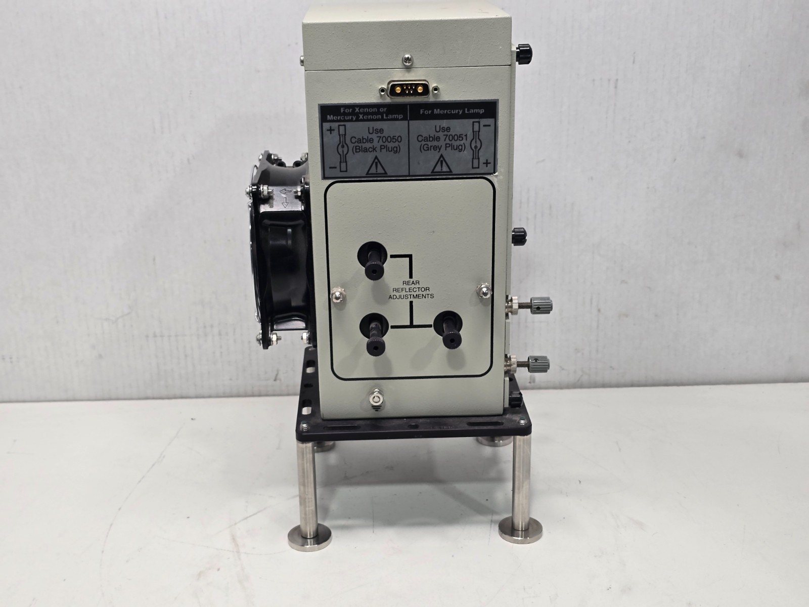 Newport 67005 Arc Lamp Housing F/1 Asphere 1.5 Inch Flange No Power Supply