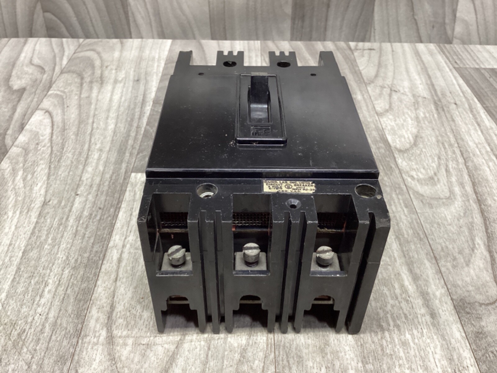 Westinghouse E-7819 Circuit Breaker 20A 3-Pole 480V 20 Amp #23A114PR2*CO