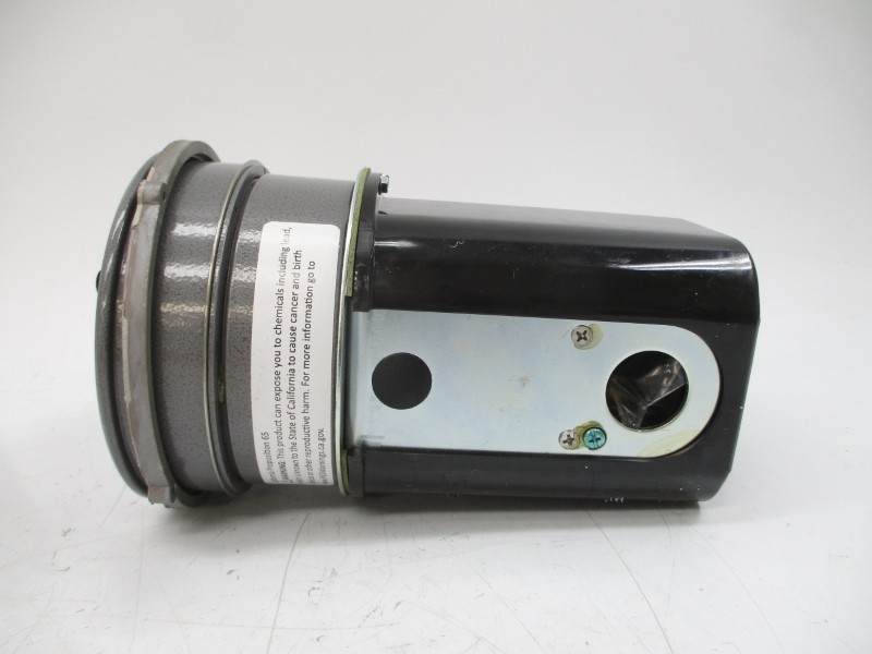 DWYER 102102-70 A3002 120/240VAC 10A 25PSI 0-2″H2O NSMP