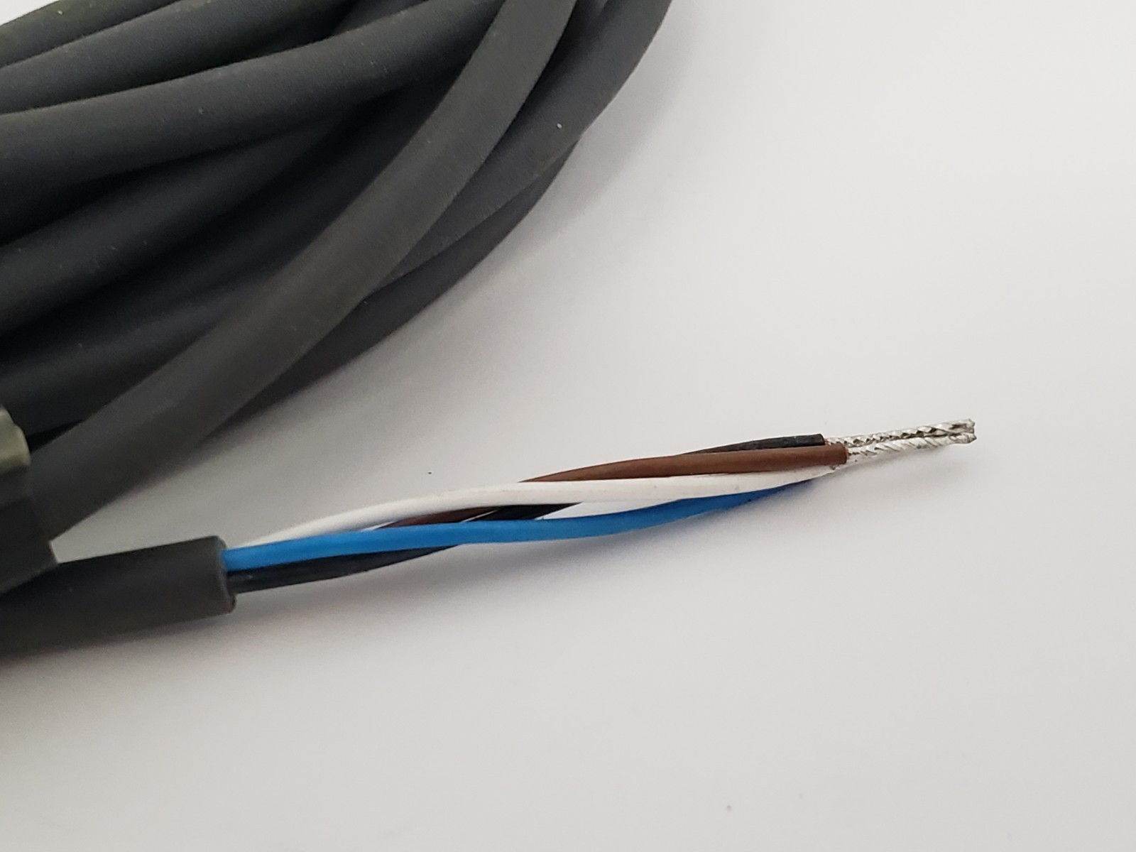 PUR E12683-V MOLDED CORDSET 4 POLE NNB