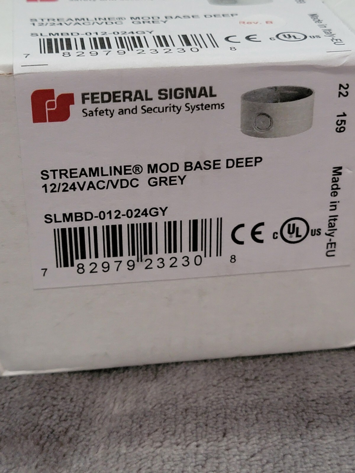 Federal Signal SLMBD-012-024GY Streamline Modular Surface Mount Deep Base new