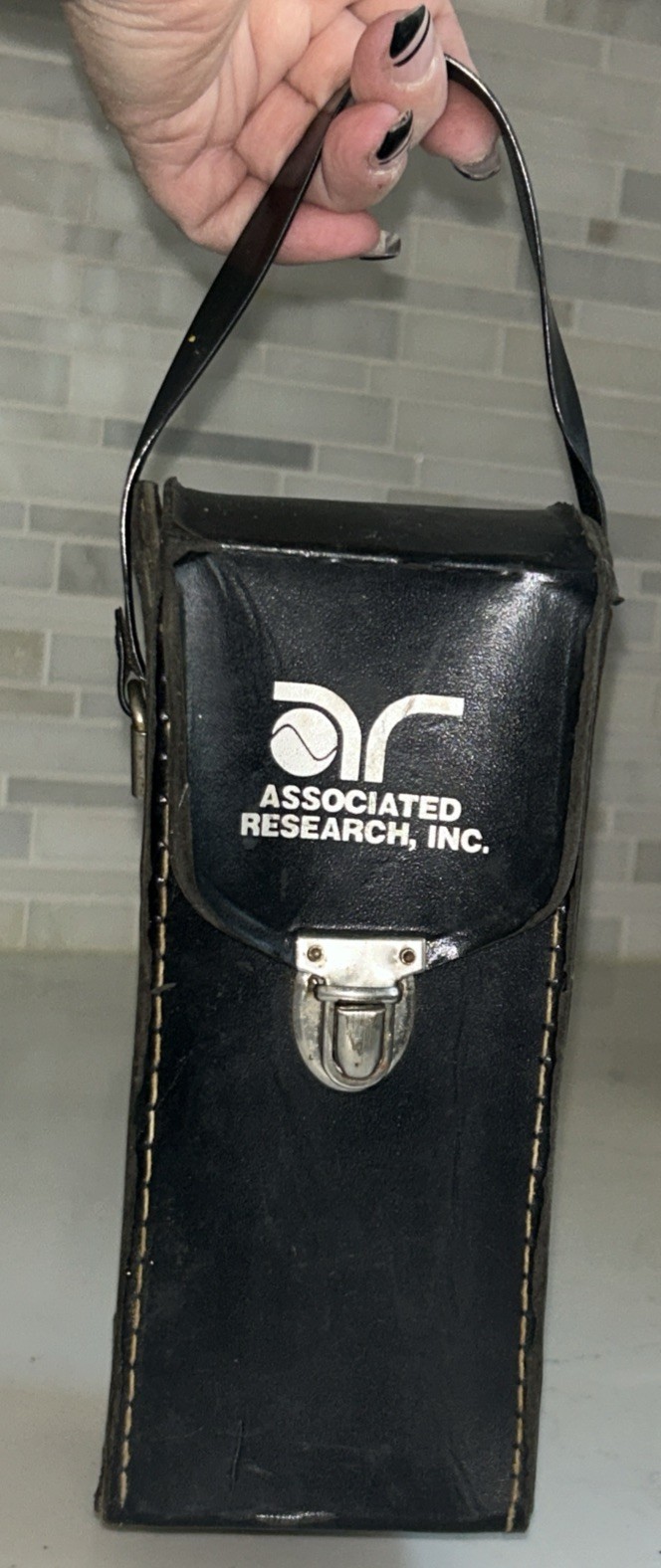 Associated Research Model 2001 Meg-Chek Megohmmeter Insulation Testing