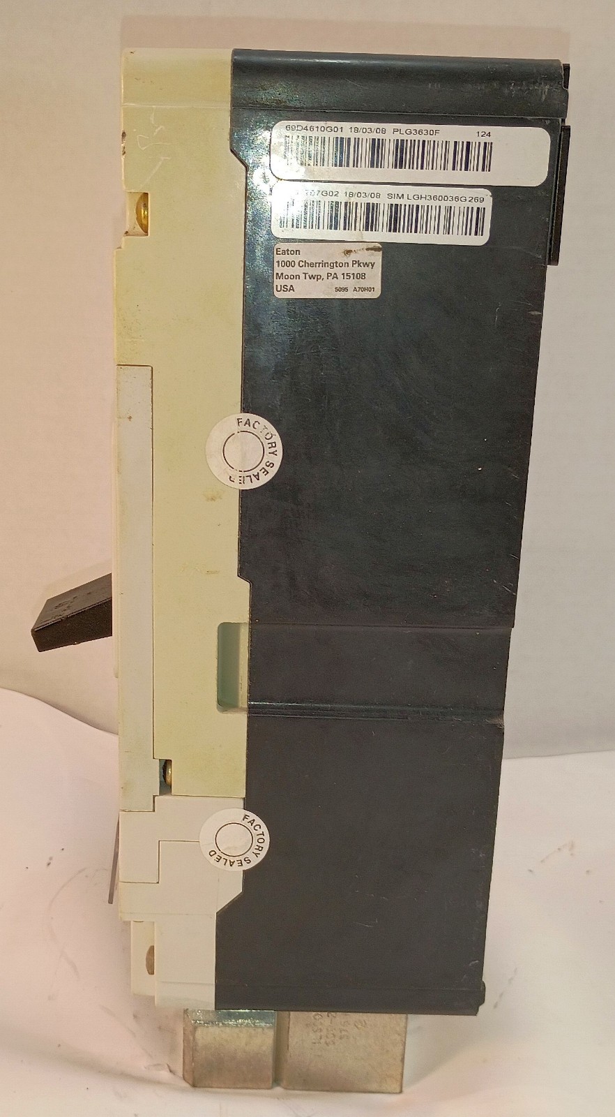 1 USED EATON LGH3630NN L630H 600 AMP MOLDED CASE CIRCUIT BREAKER **MAKE OFFER**