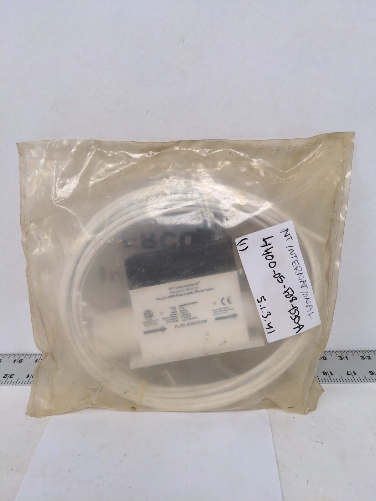 NT INTERNATIONAL MODEL 4400 ELECTRONIC FLOWMETER 4400-05-F08-B30-A