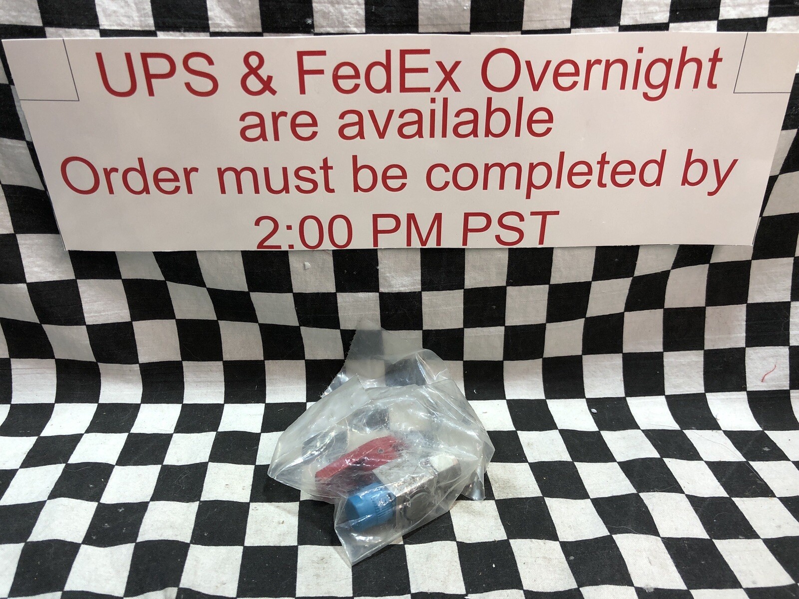 SWAGELOK Quarter Turn Instrument Plug Valve, SS-4P4T1-RD, Shipsameday#1542Q4