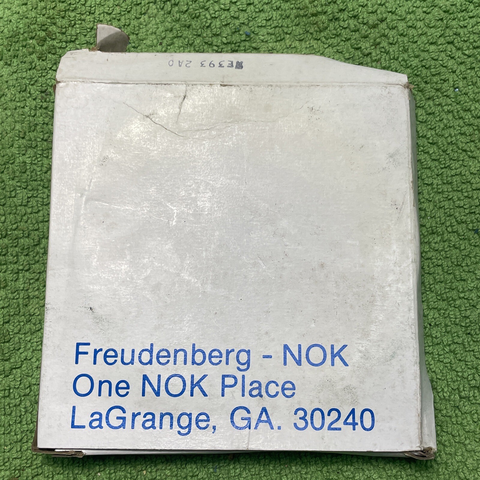 NOK Oil Seal AE3932 Rubber rotation seal. Enclosed inner side, open outer side