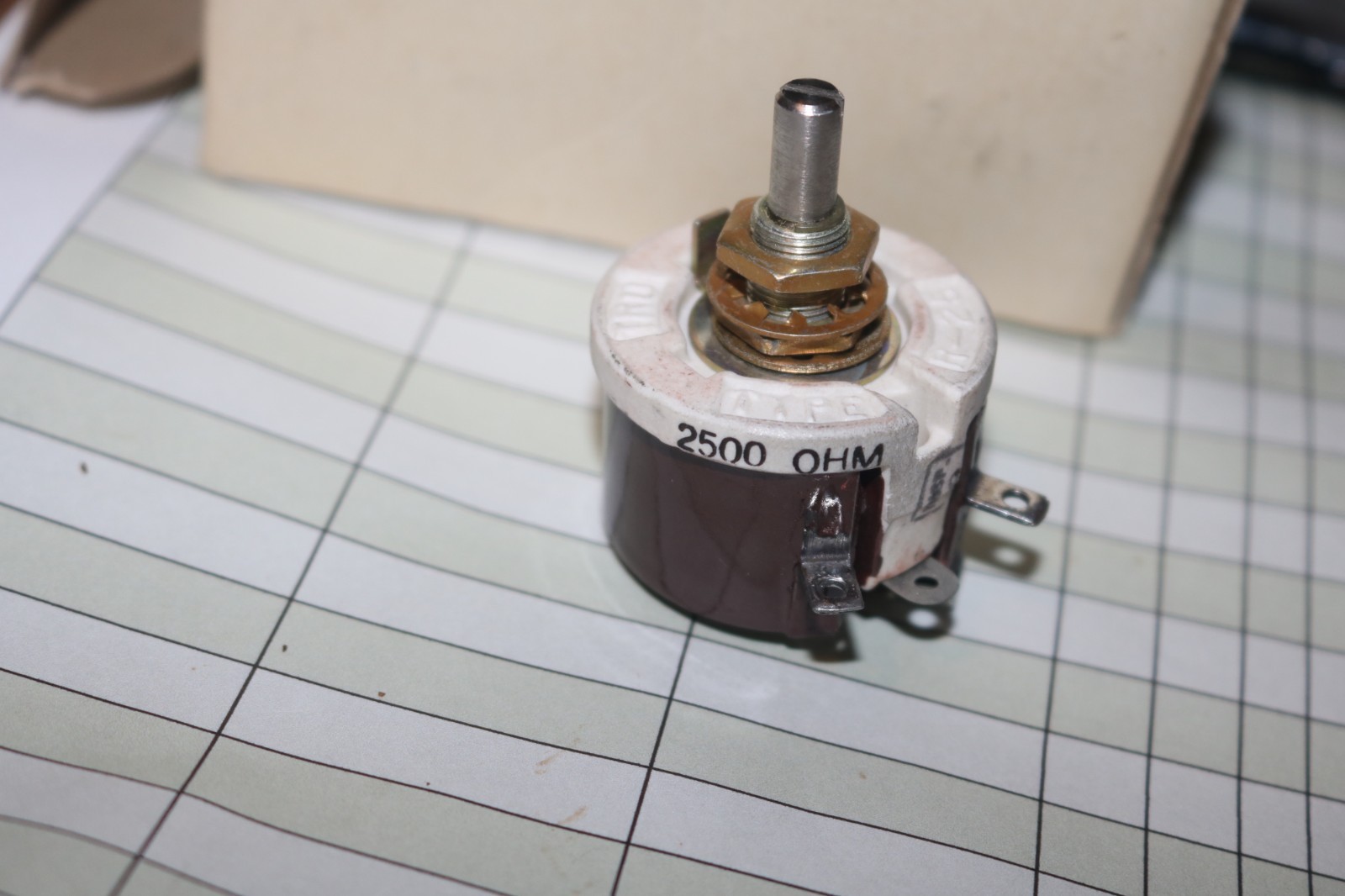 NOS TRU OHM ceramic insulated potentiometer type R-25 2500 OHM 25 W 10 Amp