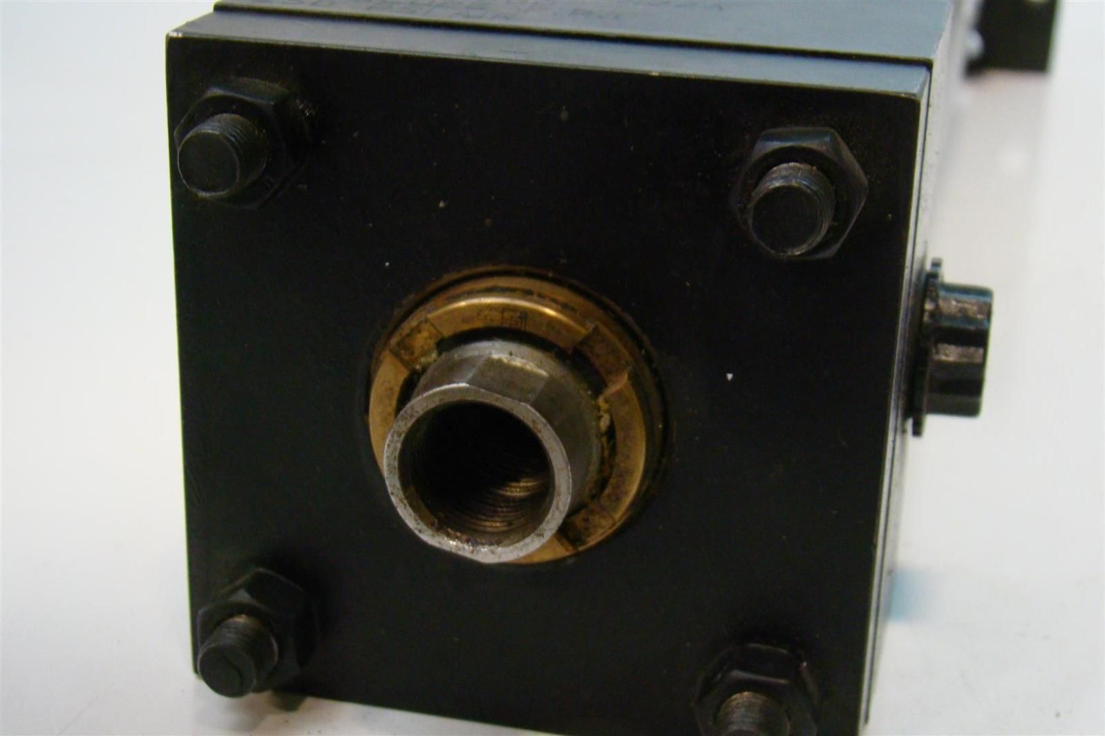 Parker Cylinders Envelope FF381228 A 250 psi 17.000 03.25 HB2AU19A