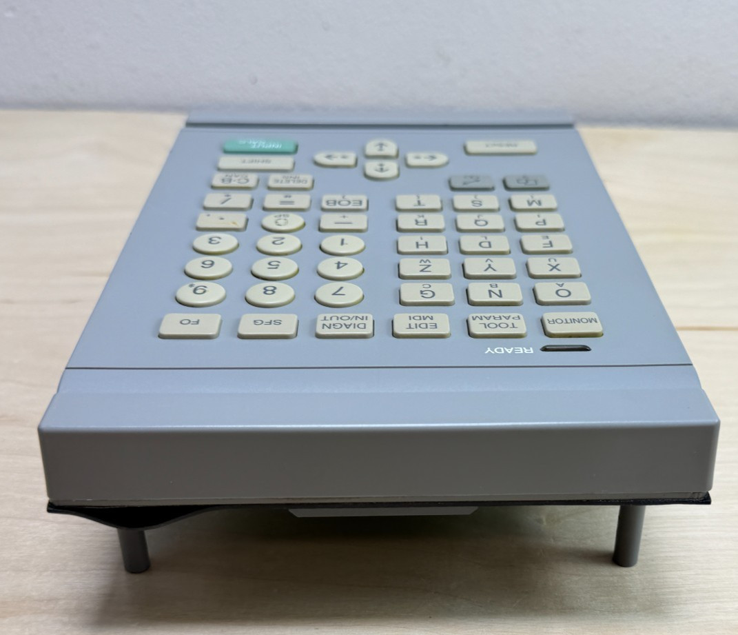 Mitsubishi FCU6-DUN33 Operator Interface Display Screen w/ FCU6-KB021 Keypad
