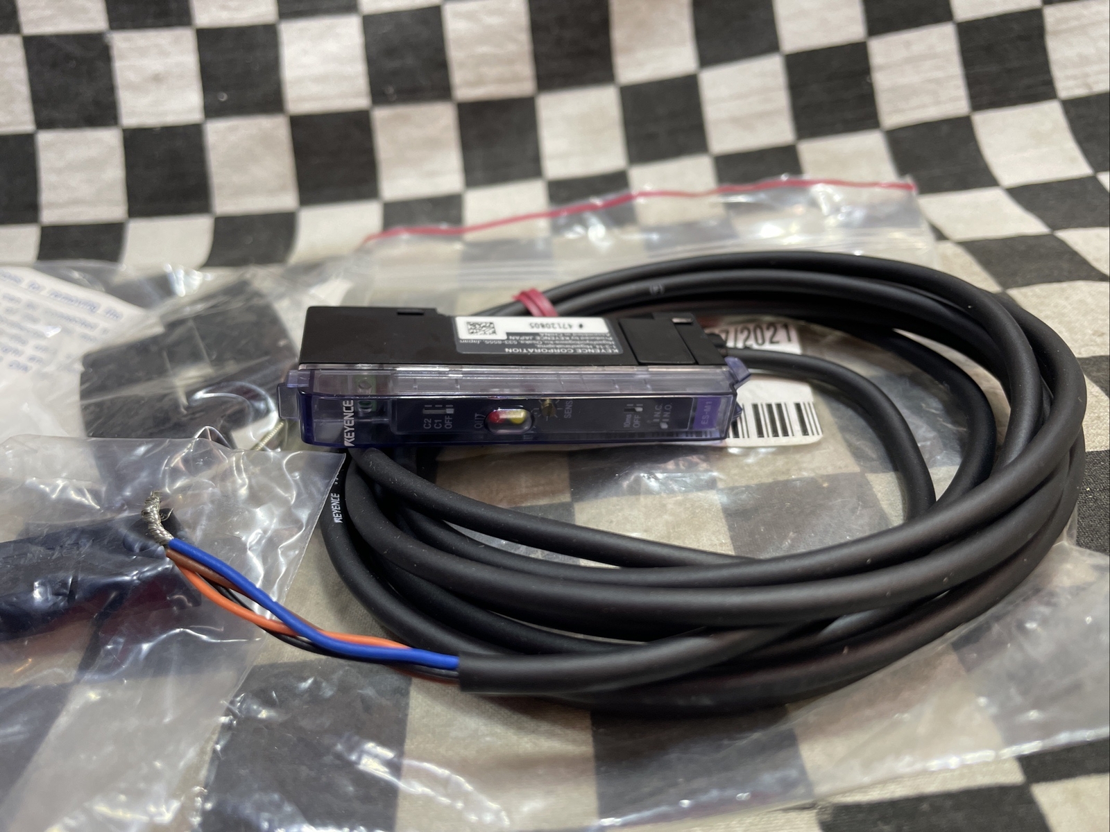 KEYENCE ES-M1, ESM1, PROXIMITY SWITCH AMPLIFIER UNIT, ShipSameDay#1654T3