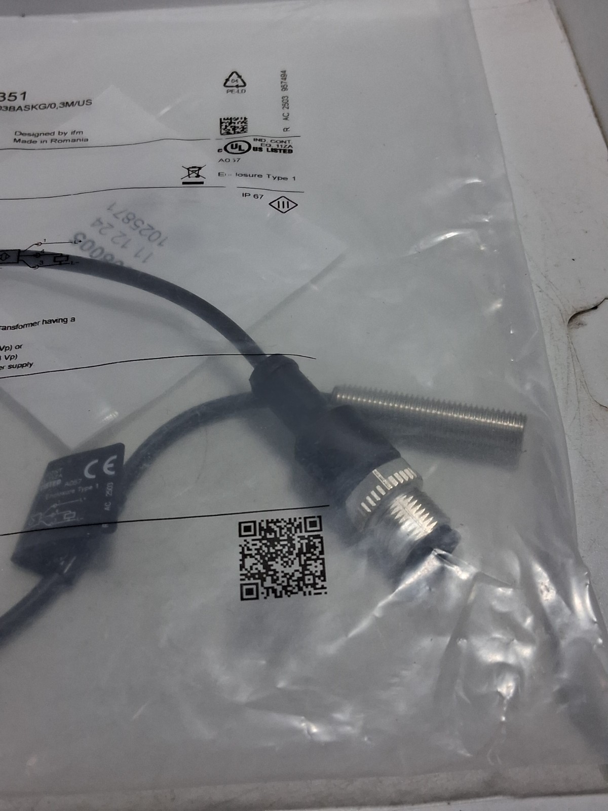 IFM IEBC003BASKG/0,3M/US (IE5351) PROXIMITY SENSOR 3MM SENSING 10-30VDC NIB