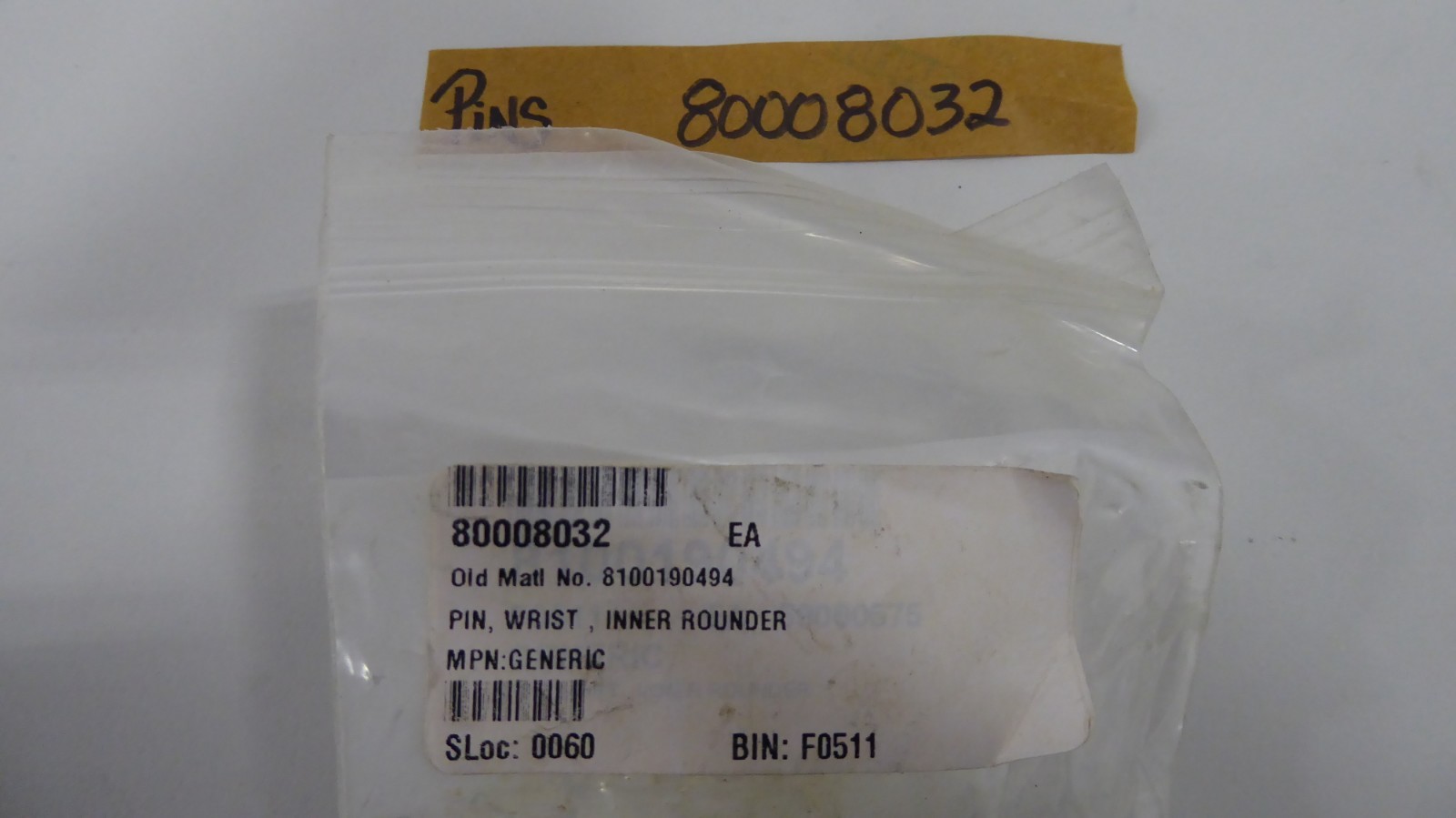 Pin 80008032 Wrist Pin Inner Rounder 1″ OD X 3 1/2″ Length X 1/2″-13 FemaleEnds