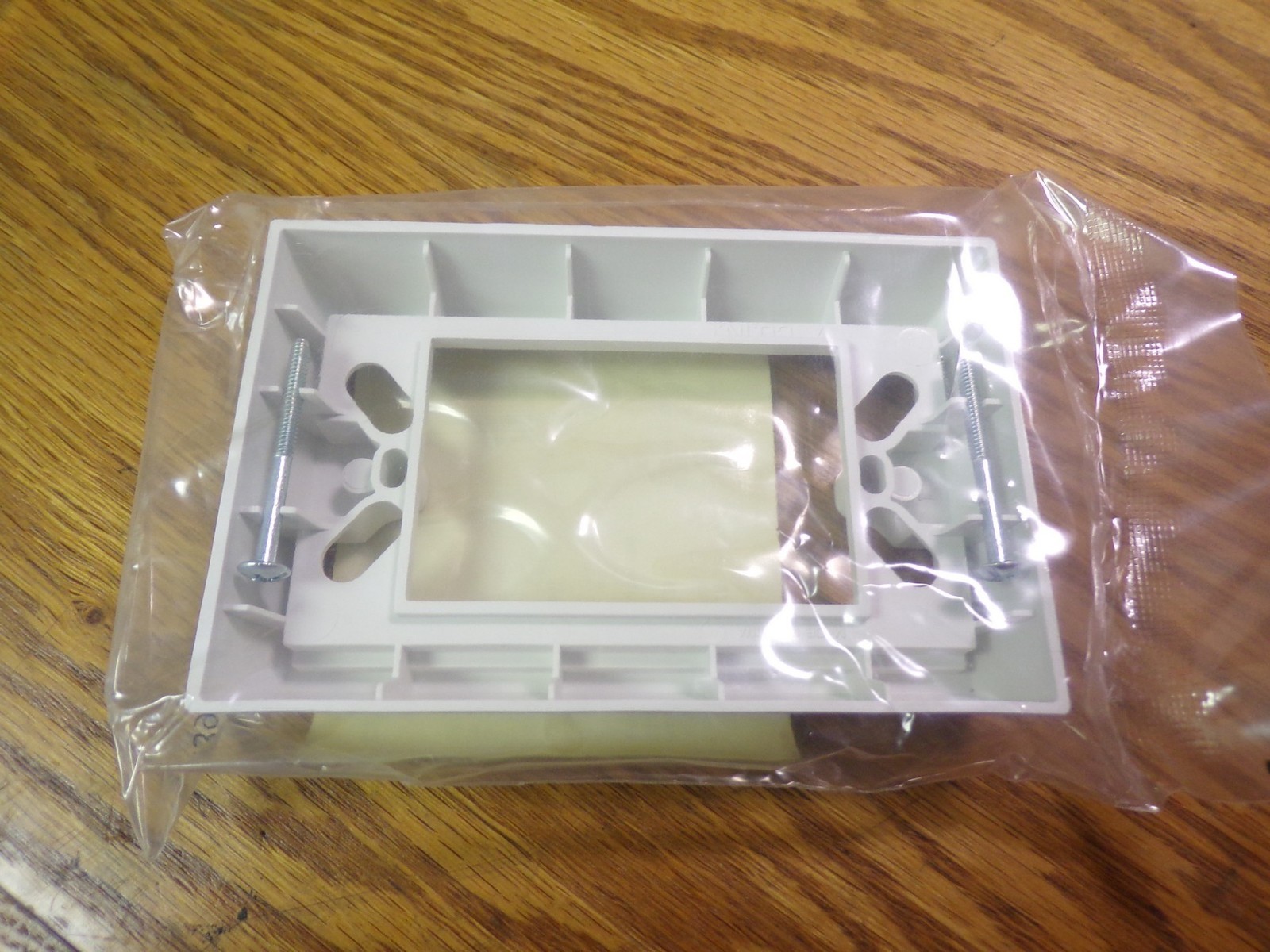 NEW Cooper GFER-W White Outlet Extension Cover *FREE SHIPPING*