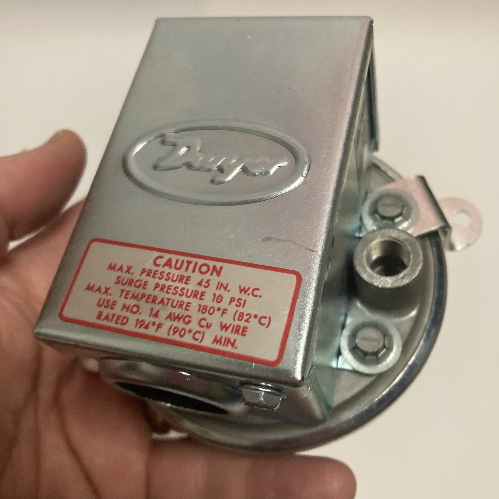 Dwyer Instruments 1910-0 Pressure Switch