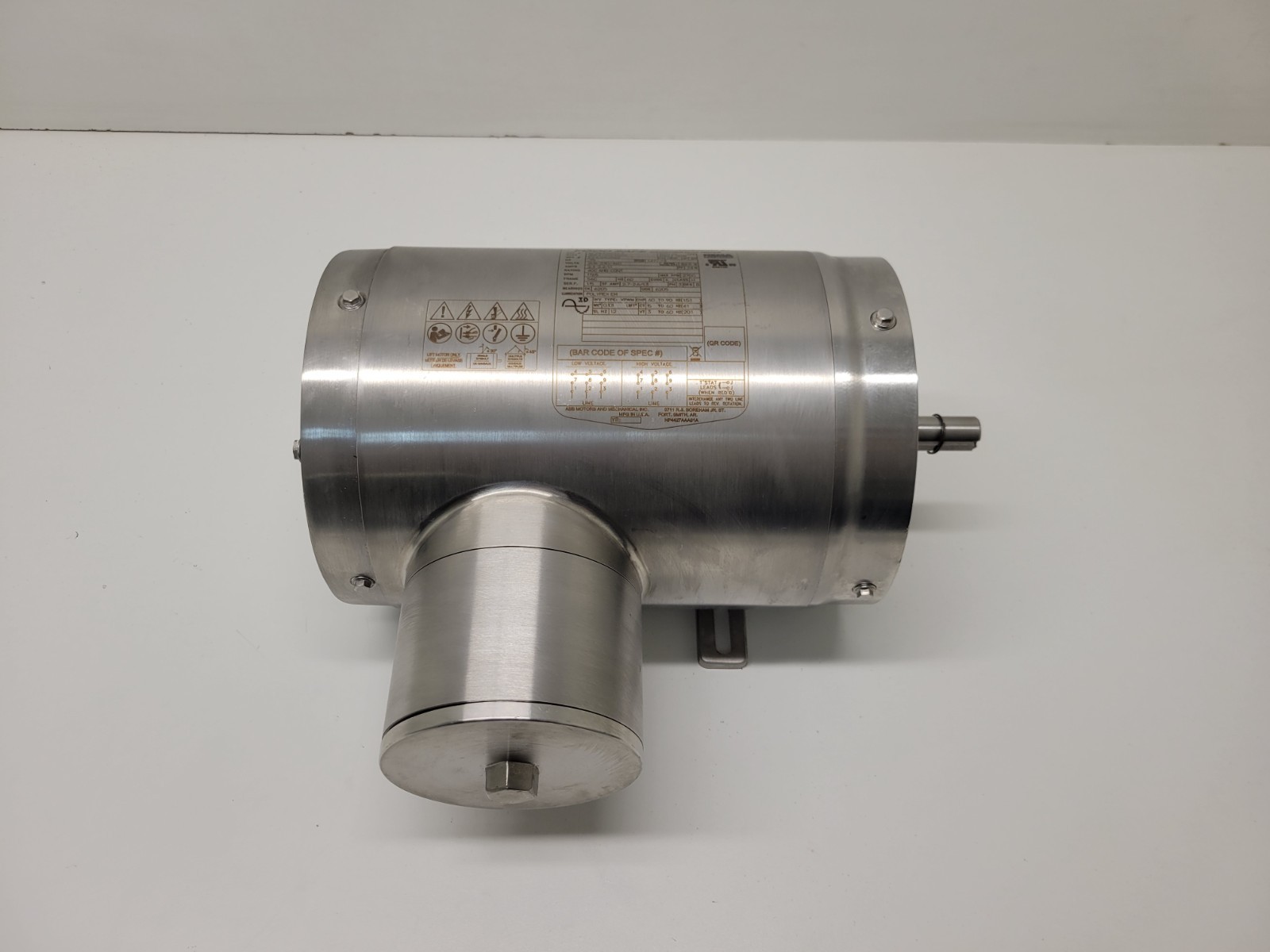 NEW OLD STOCK! BALDOR RELIANCE .75HP 208-230/460V WASHDOWN MOTOR CFSWDM3542-E