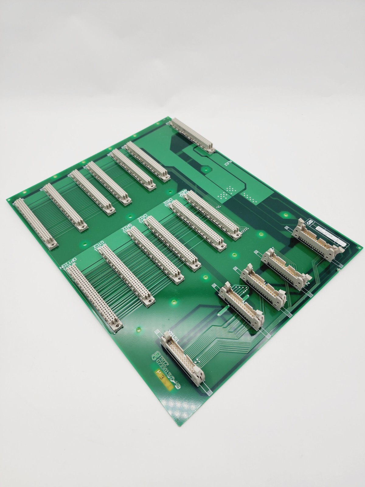 MGE UPS Systems 6739820-B 6739819XD-4B Circuit Board Priz PLC Rack MISSING CLIP