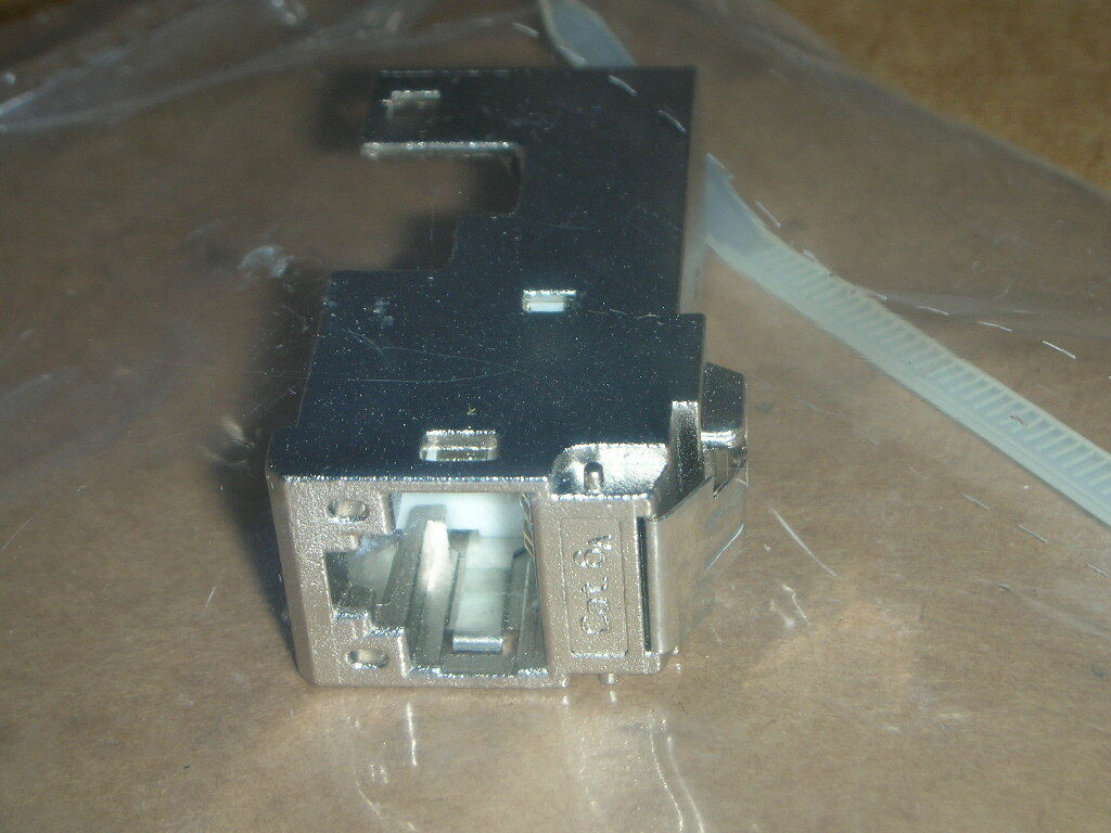 Metz CONNECT 130910-I Recessed RJ45 E-DAT Module Cat.6A 8(8) Jack T568A 1-Pc NEW