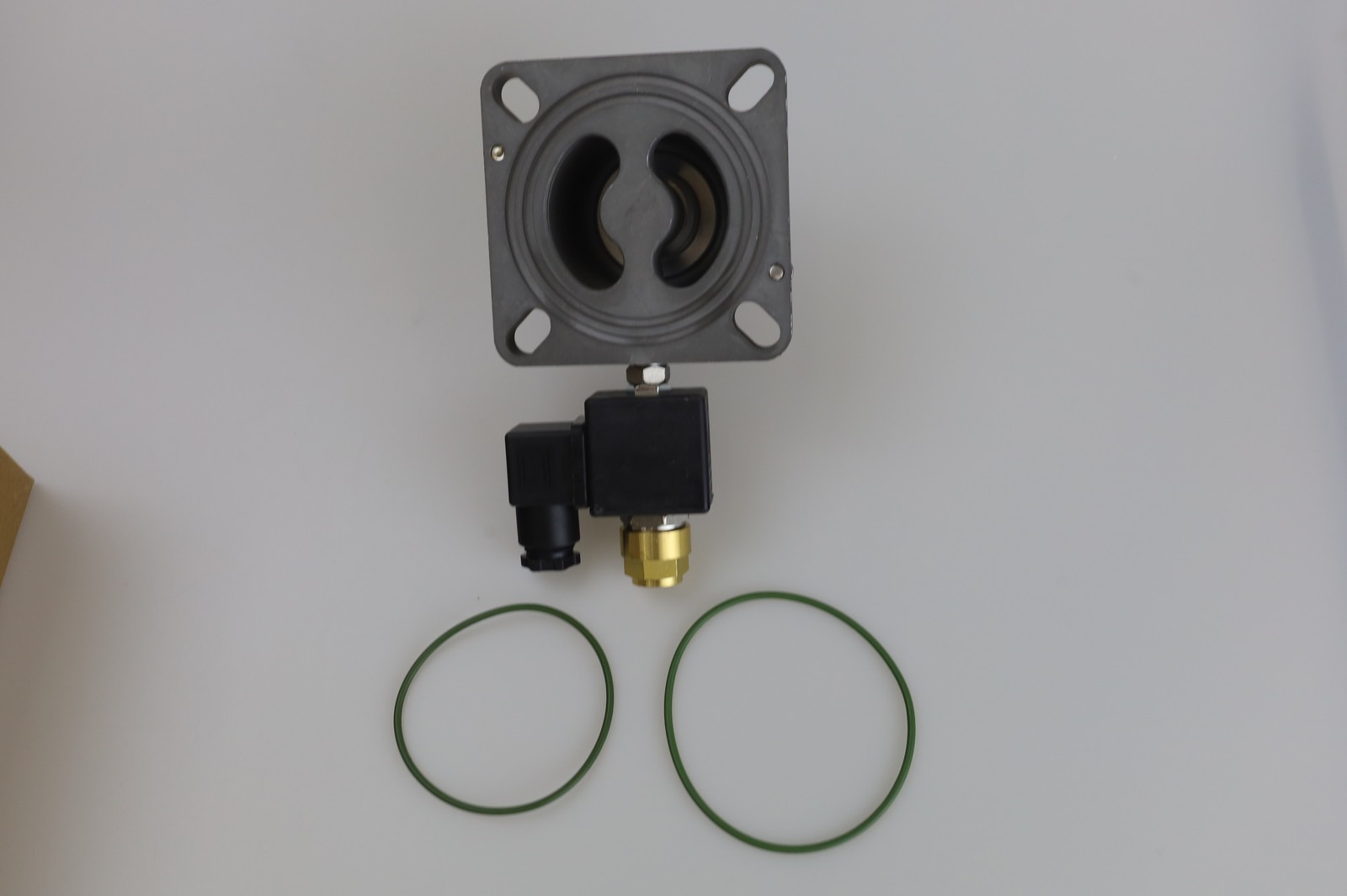 Unloading Valve 2203-0161-00 2203016100 For Atlas Copco Screw Air Compressor