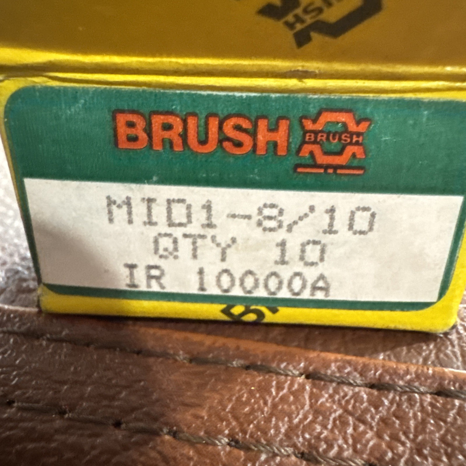 10x Fuses RELIANCE MID1-1/8 MIDGET TIME DELAY INDICATING FUSE 1-1/8A 250V