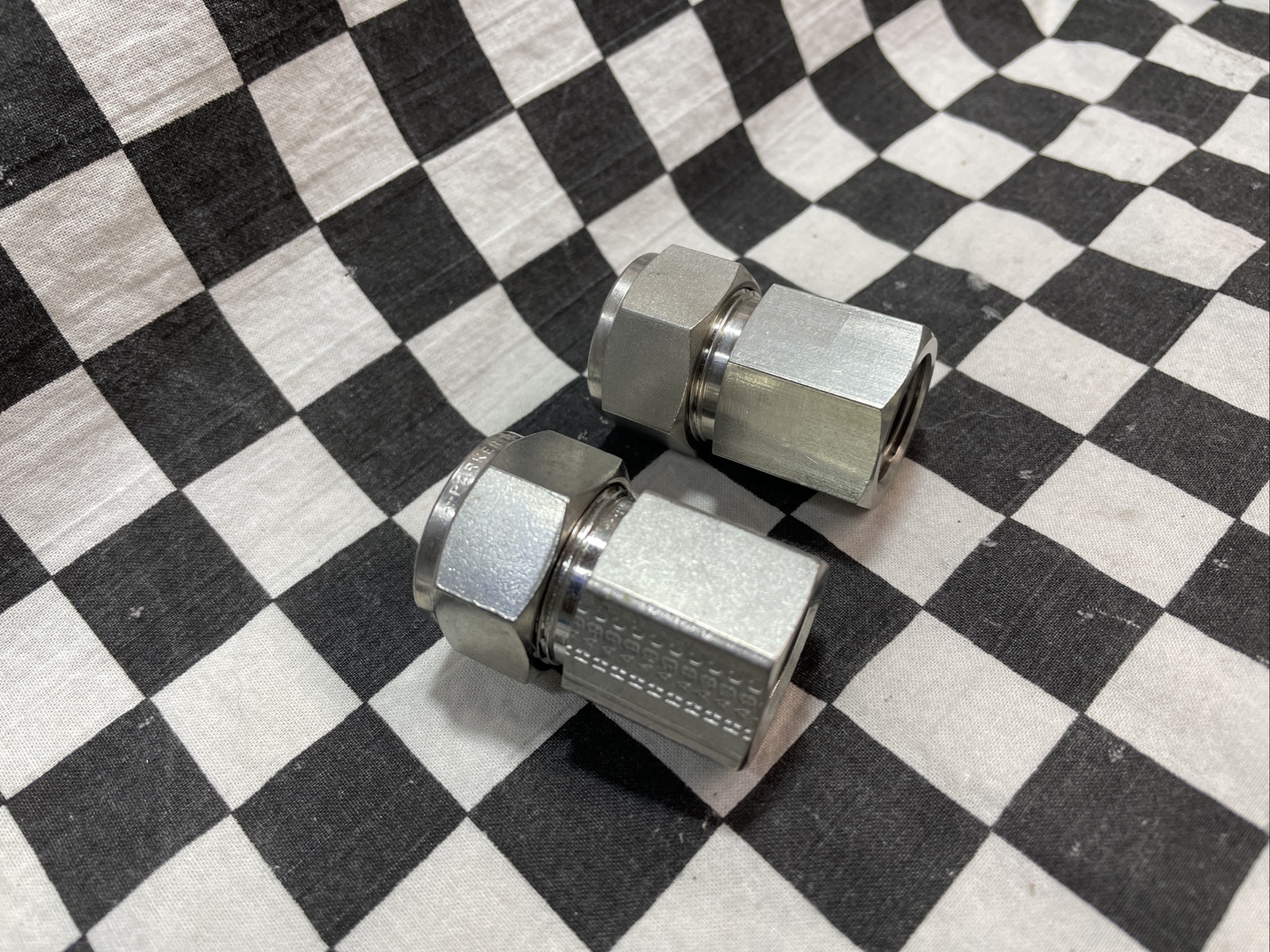 Swagelok Female Connector 3/4″ T X 1/2″ FNPT, SS-1210-7-8, PARKER 12FSC8N-316
