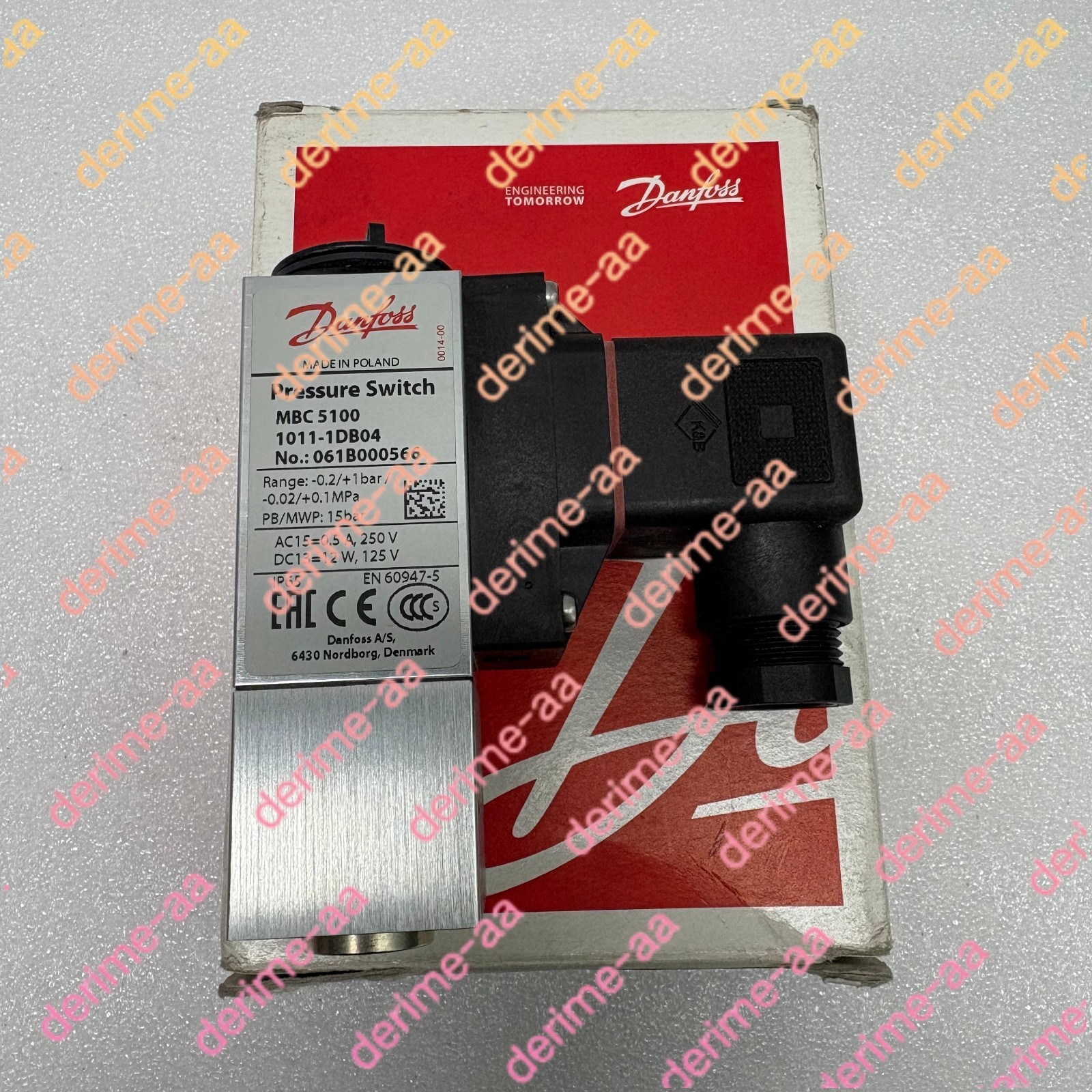 Danfoss MBC5100 1011-1DB04 061В000566 pressure switch#1pcs new in box