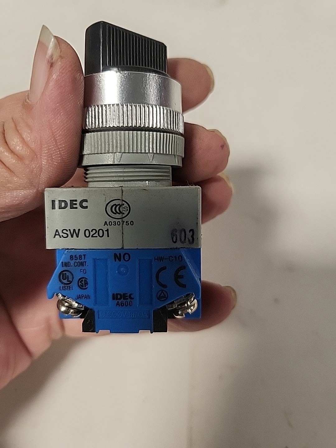 IDEC BLACK SWITCH ASW0201,MC2