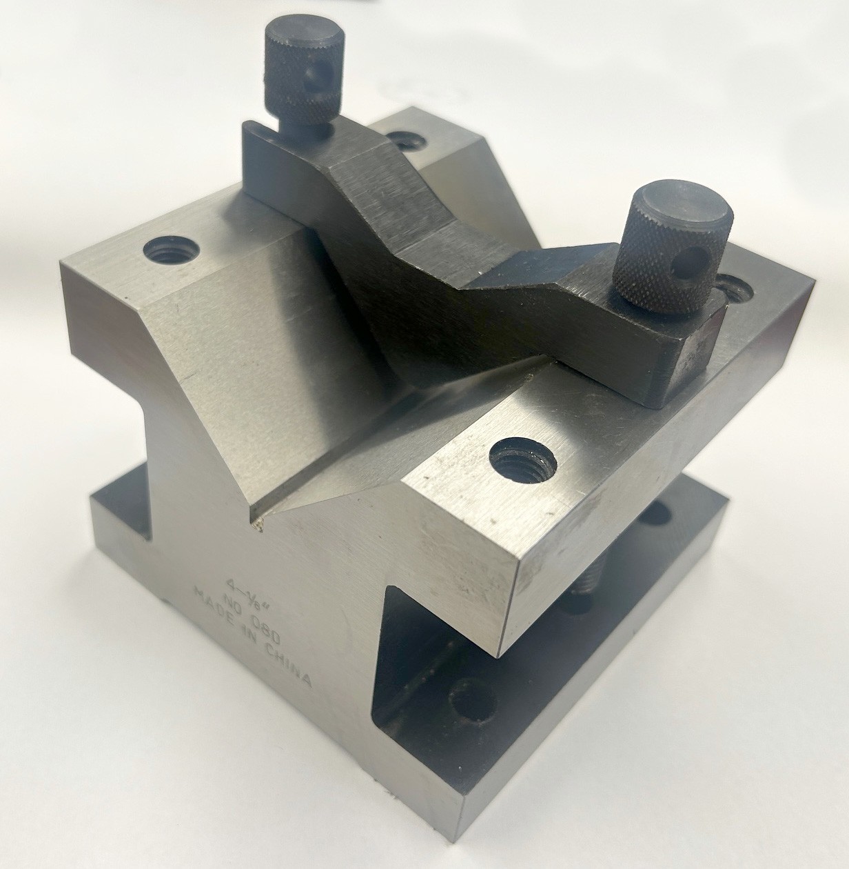 V-Block: 2-9/16″ Max Capacity, 90° V Angle 420-5441 06493126