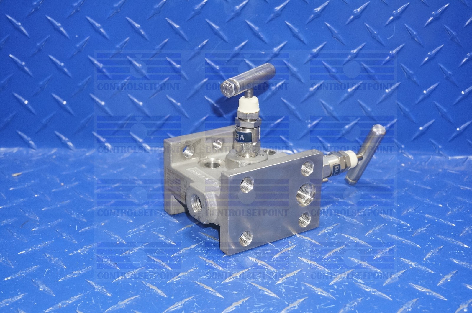 ANDERSON GREENWOOD MANIFOLD MT2VIS-2 NSP 2 VALVE MANIFOLD