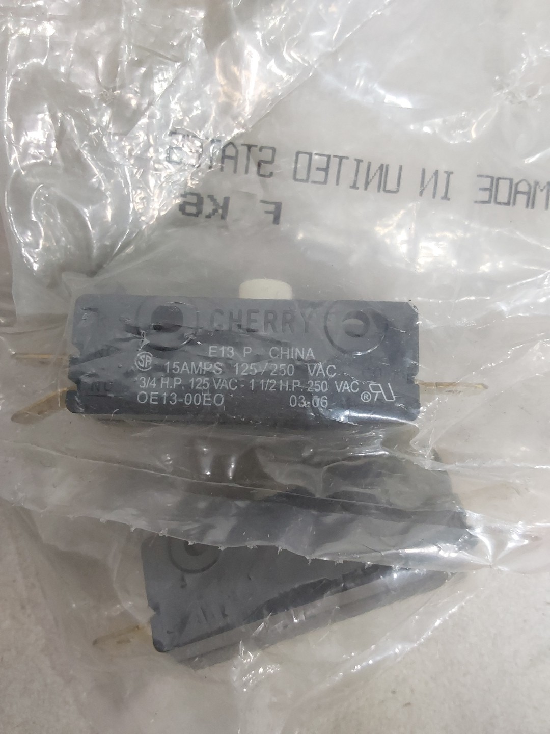 3pcs Cherry OE13-00EO E13 15a 3/4hp 125vac 1-1/2hp 250vac Microswitch NOS
